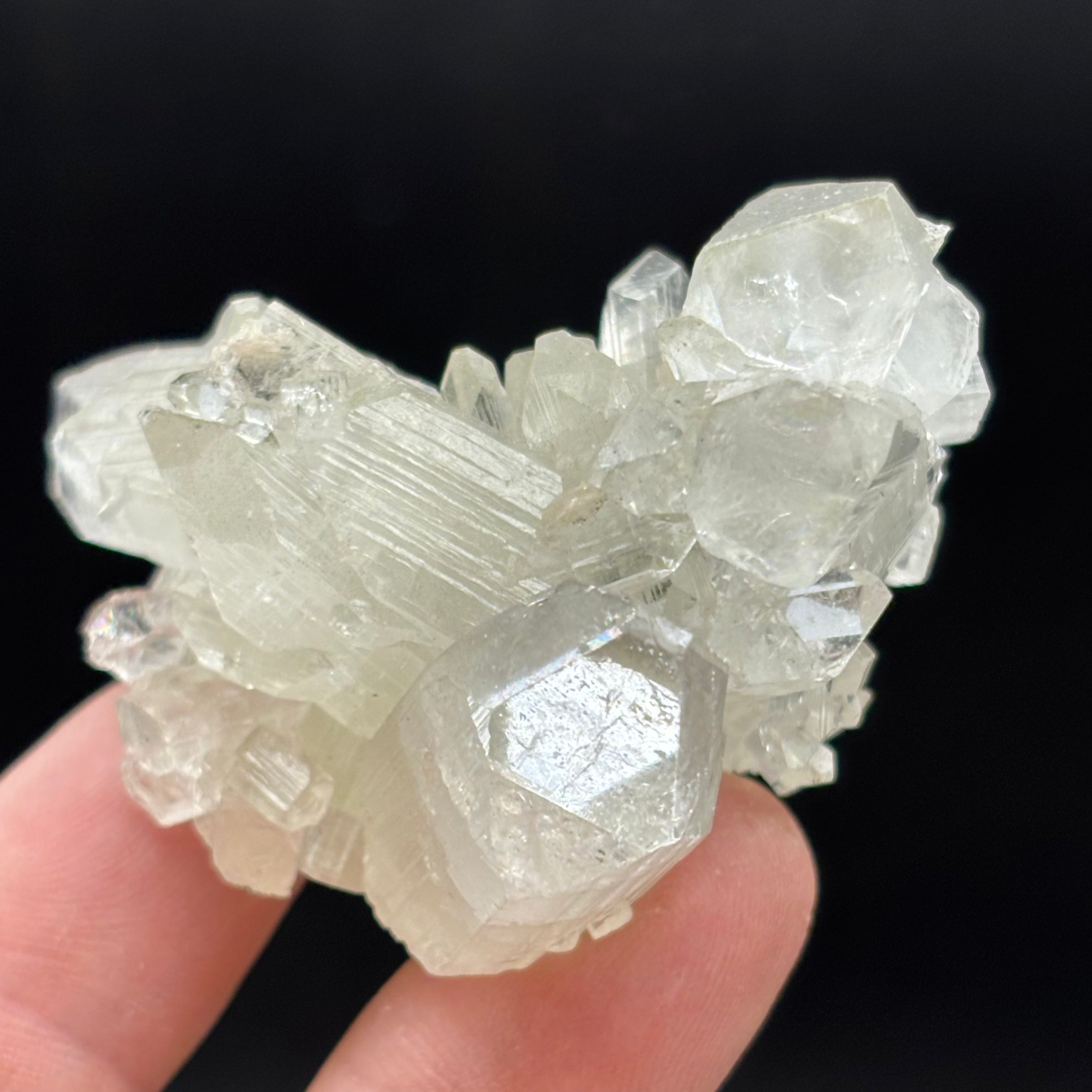 Apophyllite Crystal - 650