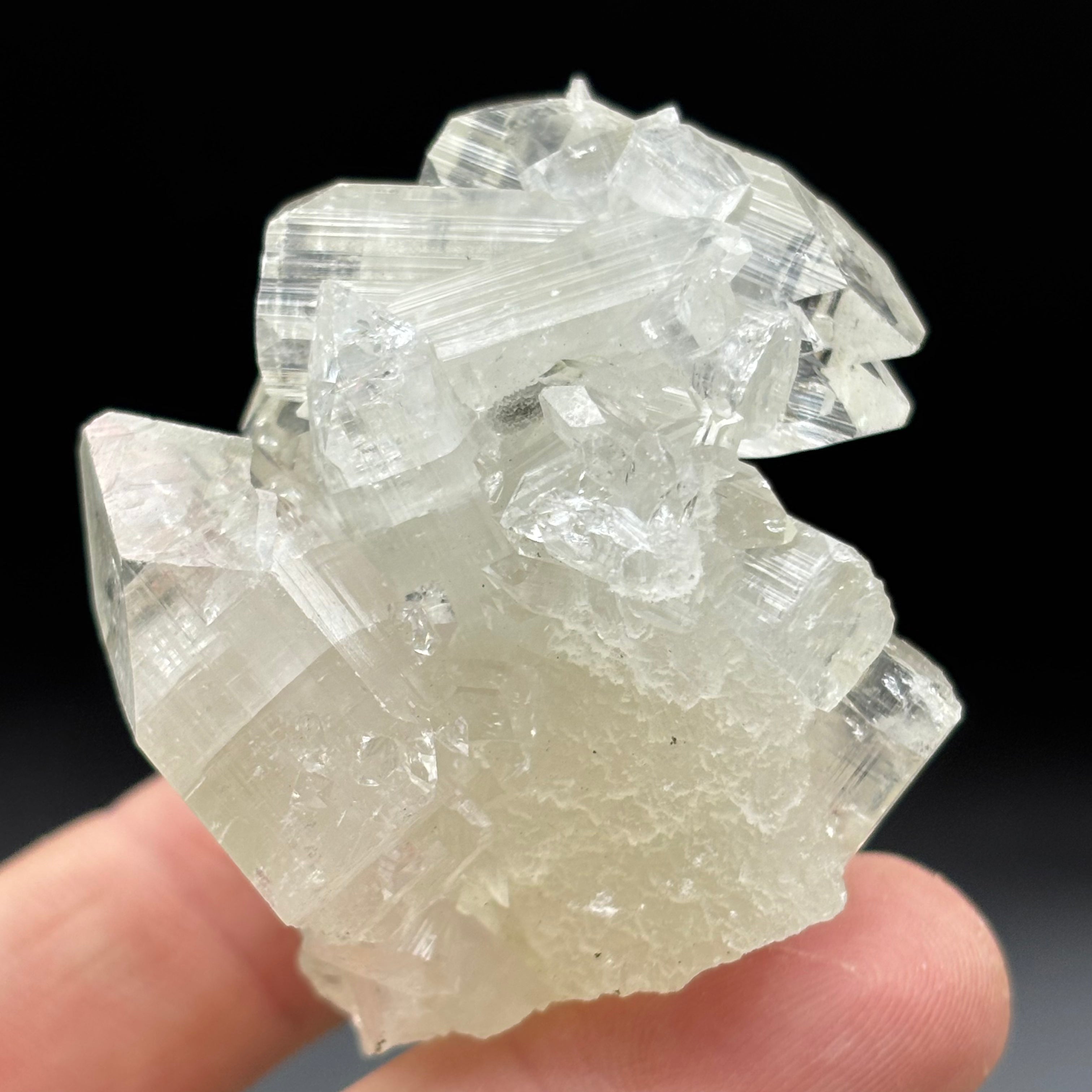 Apophyllite Crystal - 650