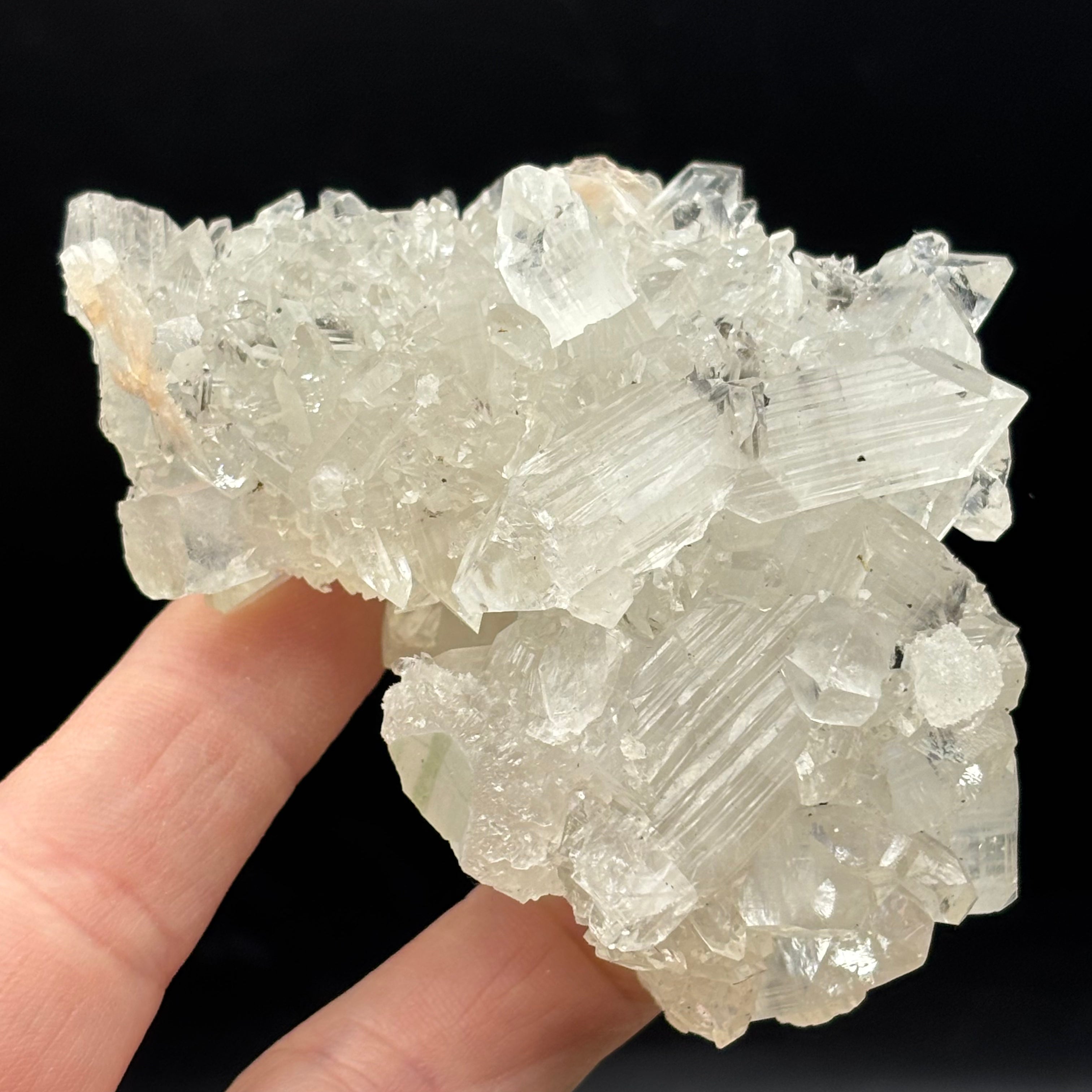 Apophyllite Crystal - 550