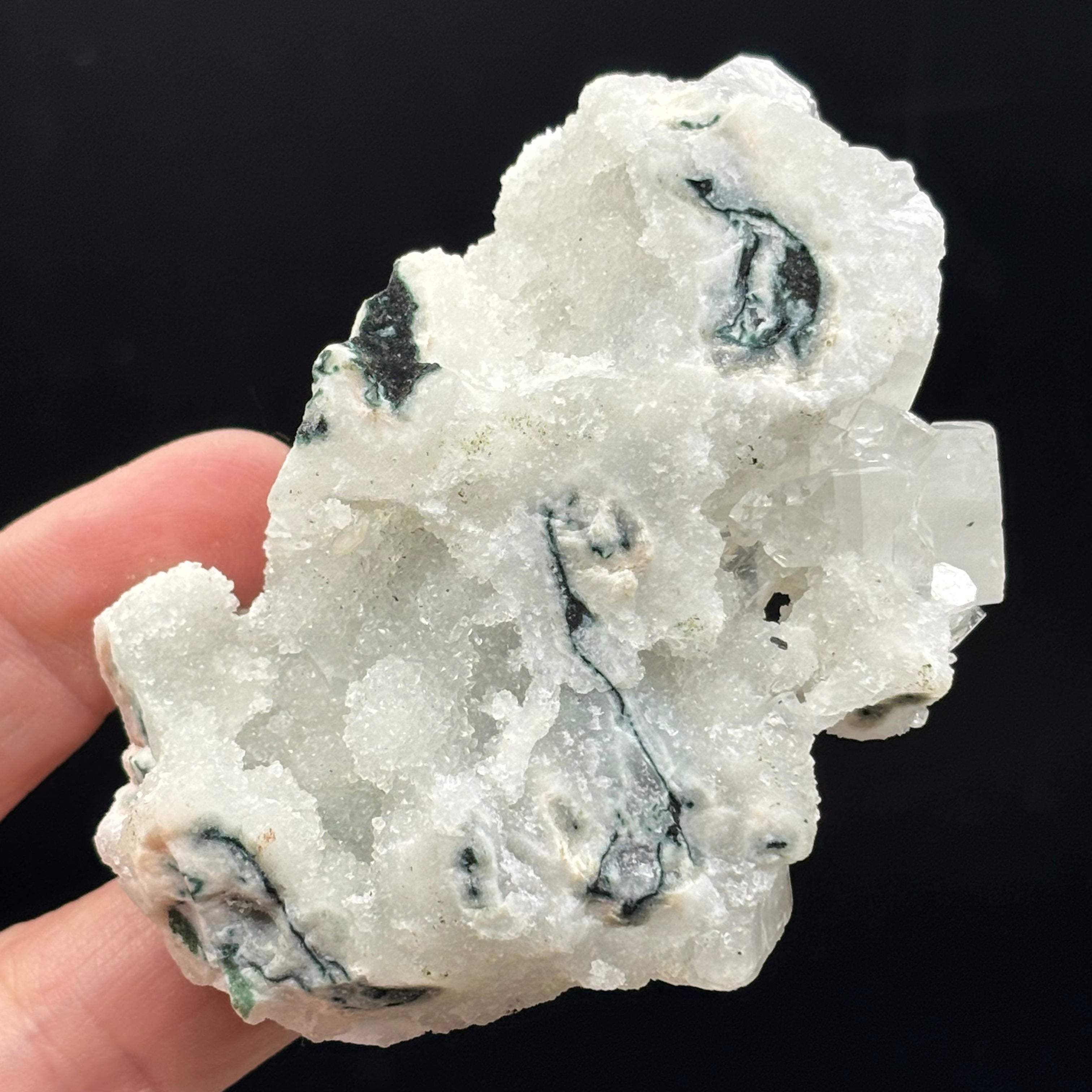 Apophyllite Crystal - 600