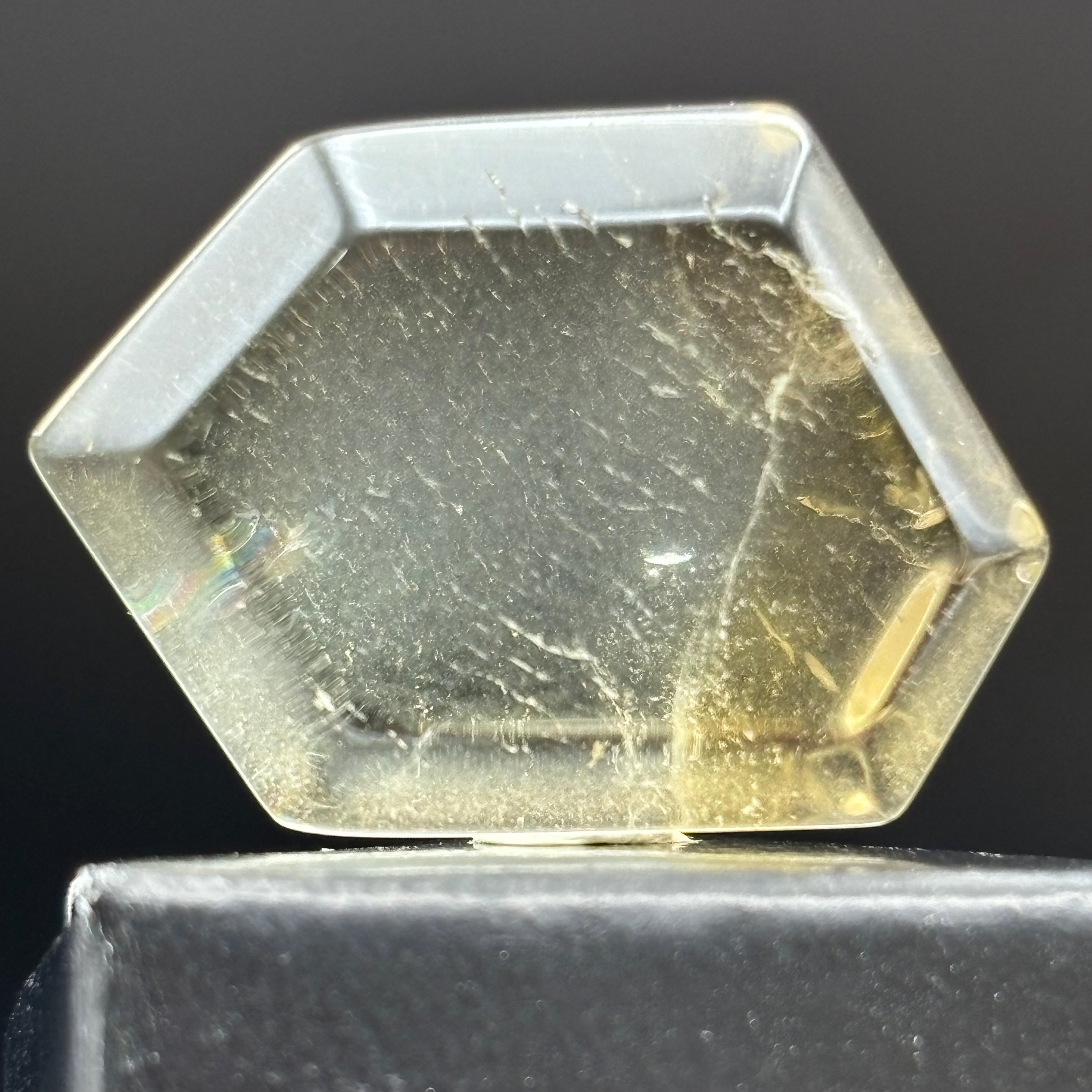 Citrine Crystal Cross-Section - 009