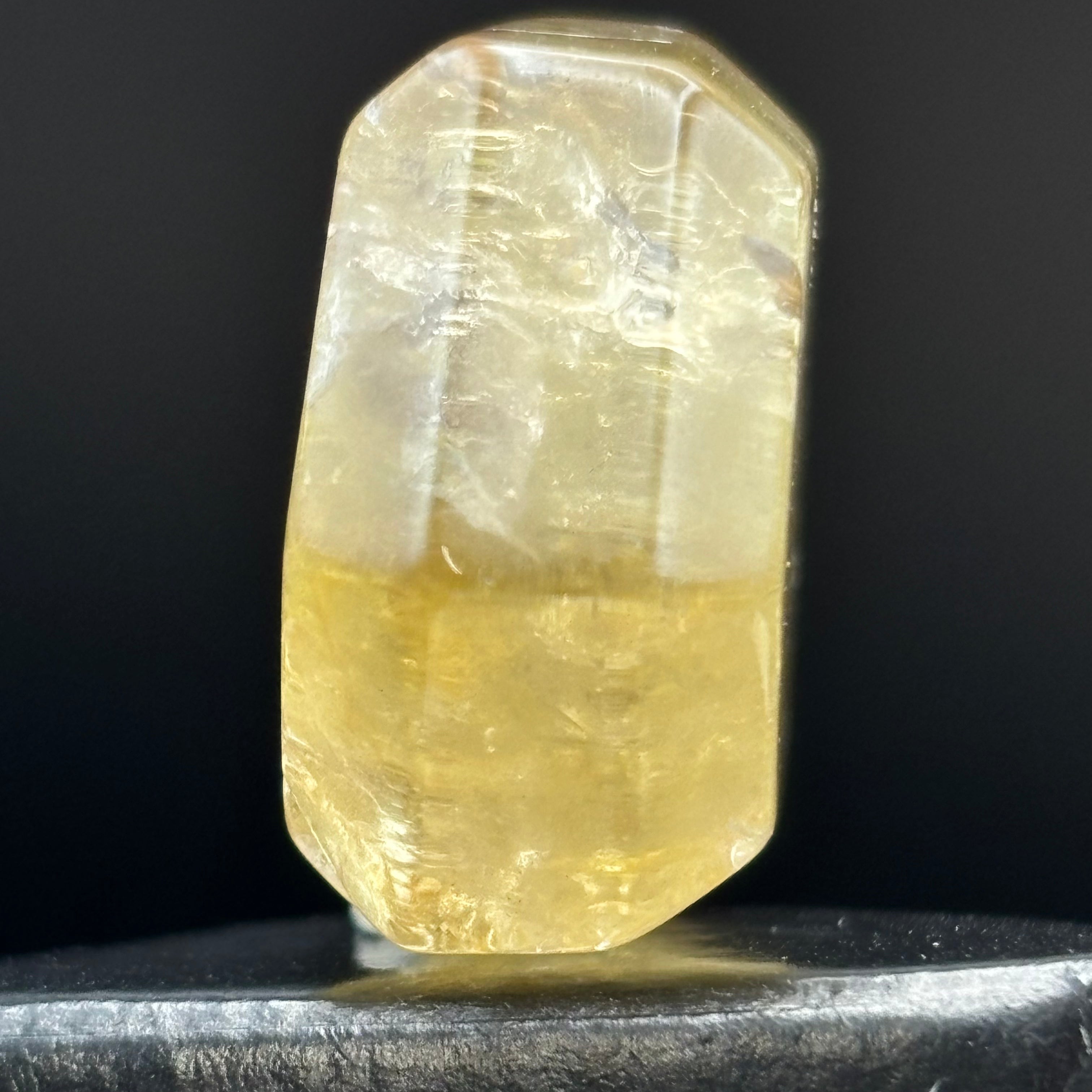 Citrine Crystal Cross-Section - 047