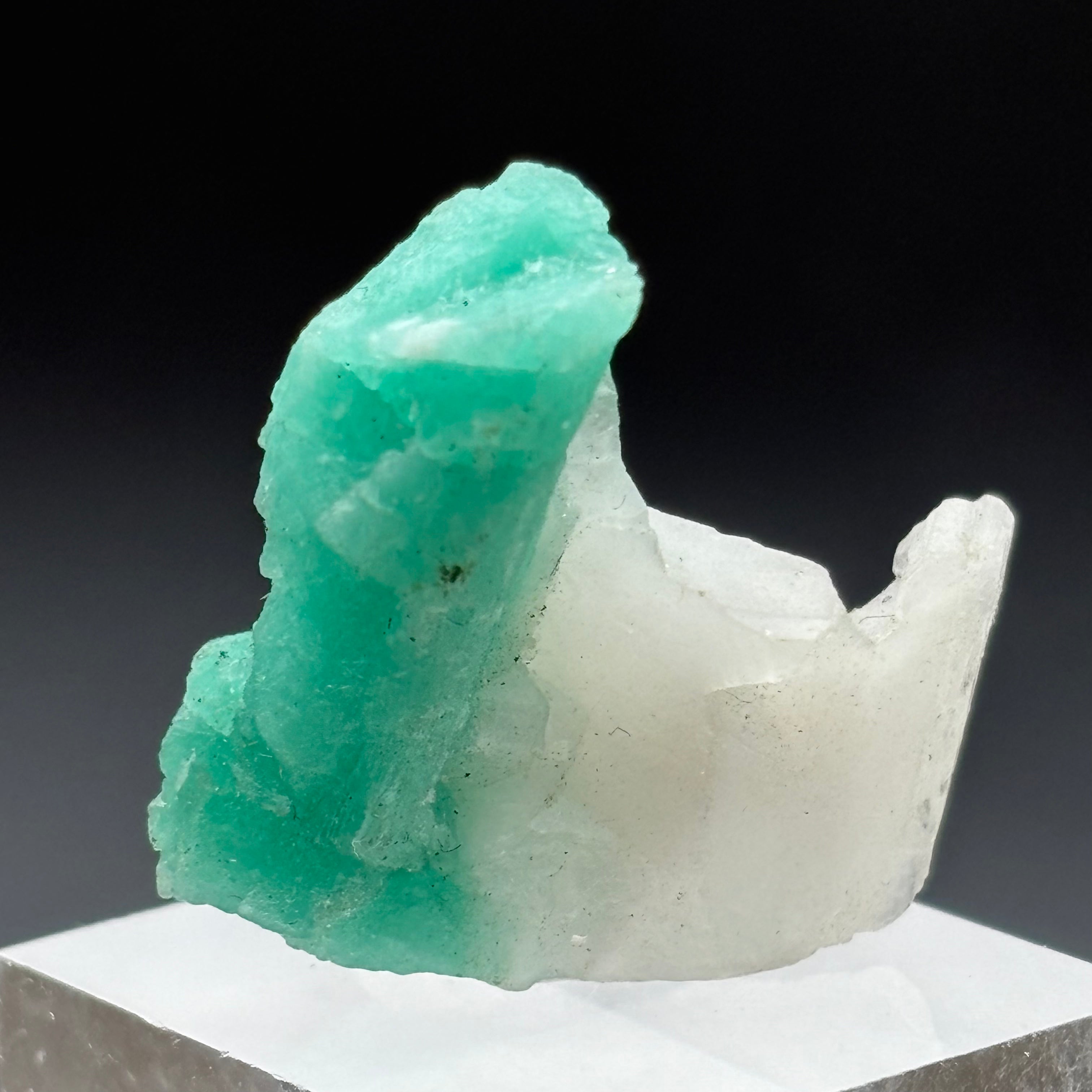 Emerald from Chivor, Colombia - 104
