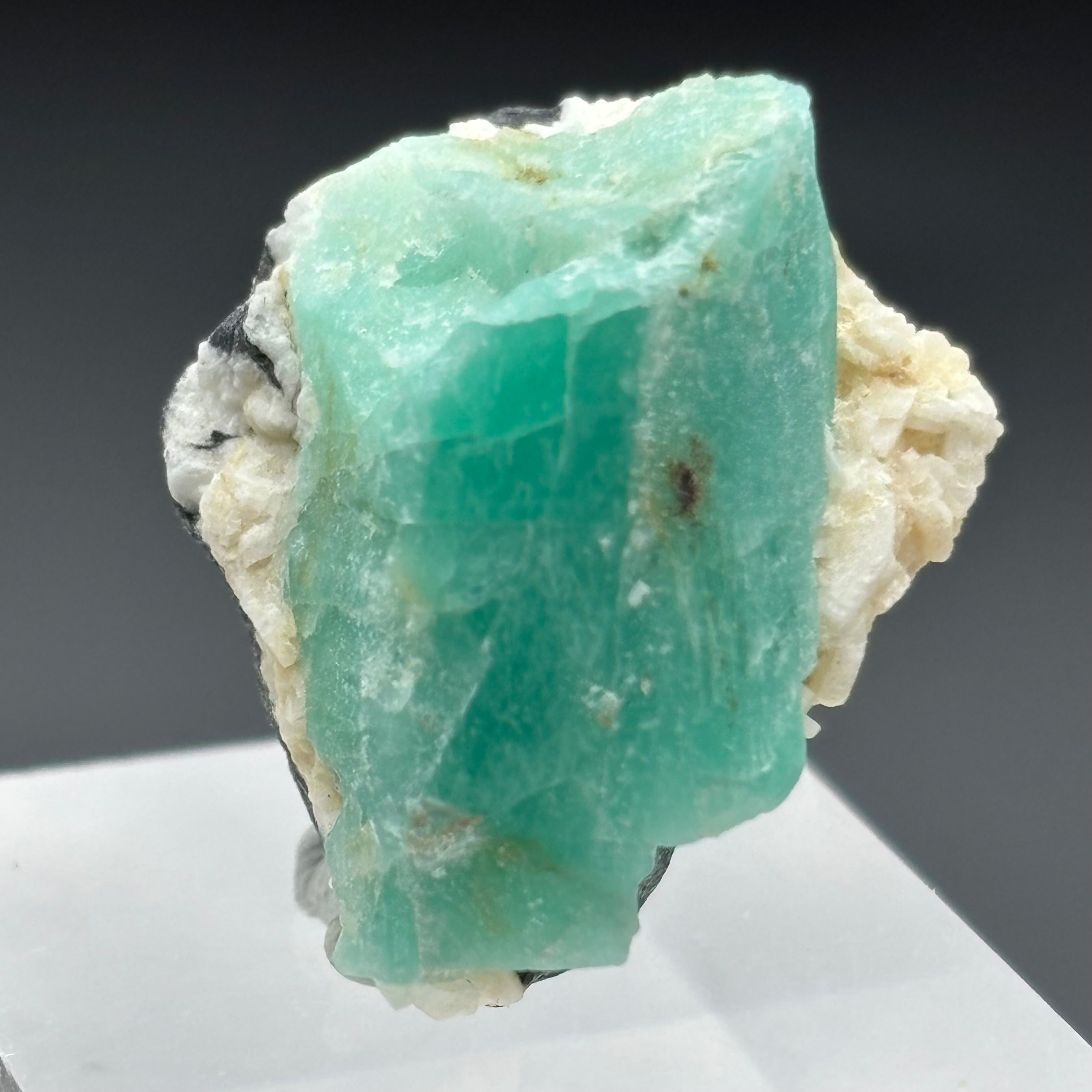 Emerald from Chivor, Colombia - 120