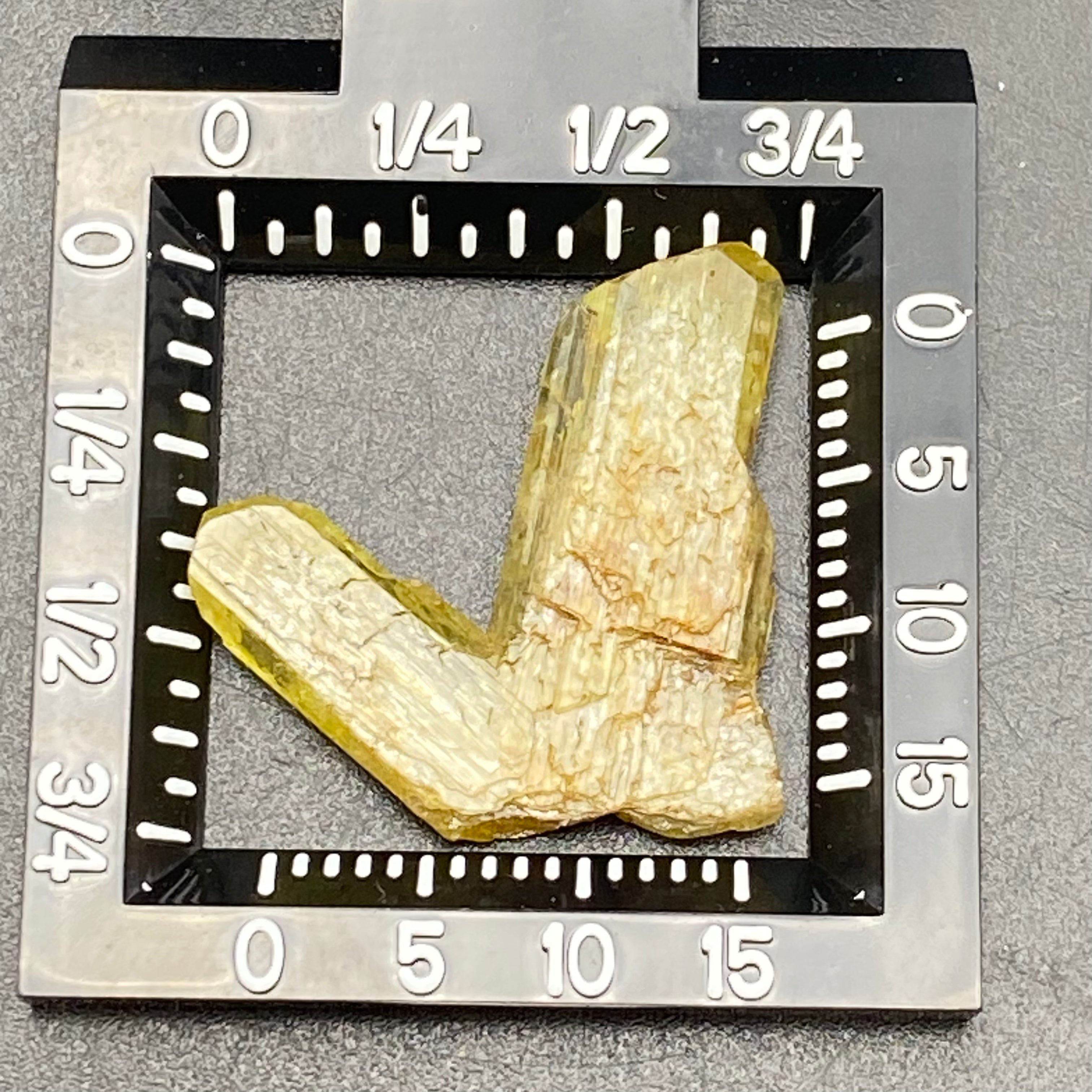 Chrysoberyl Crystal - 152
