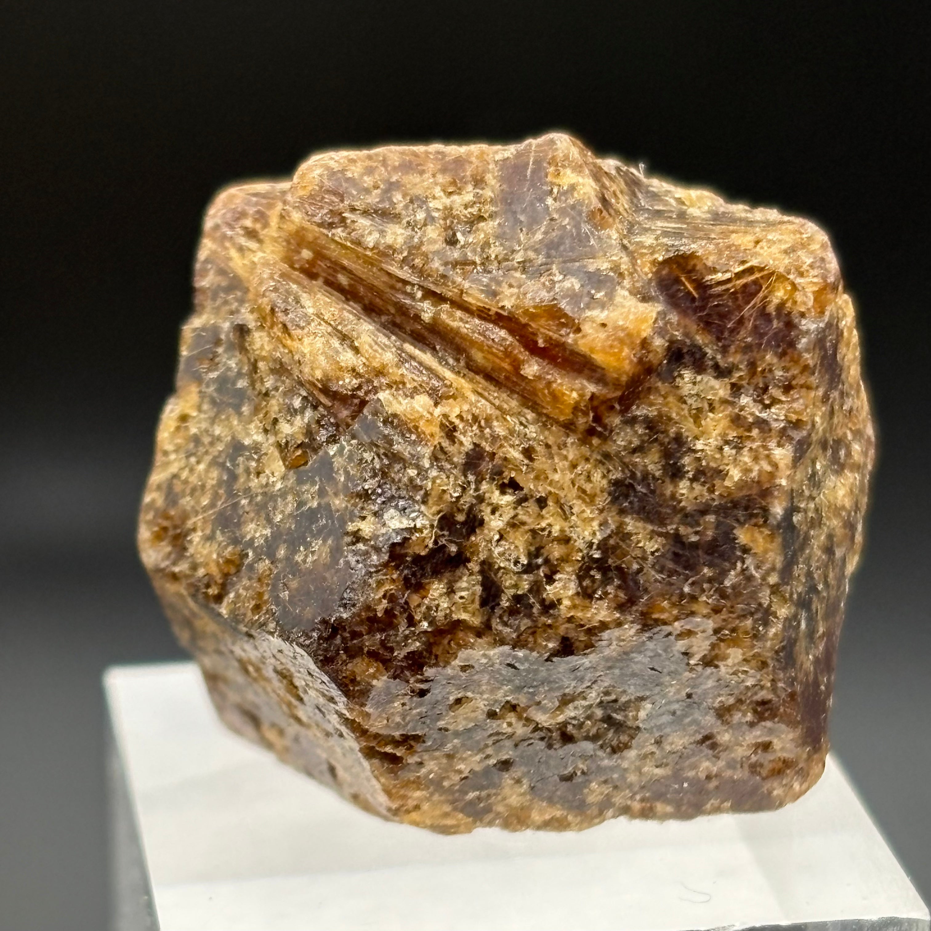 Garnet, Mali - 143