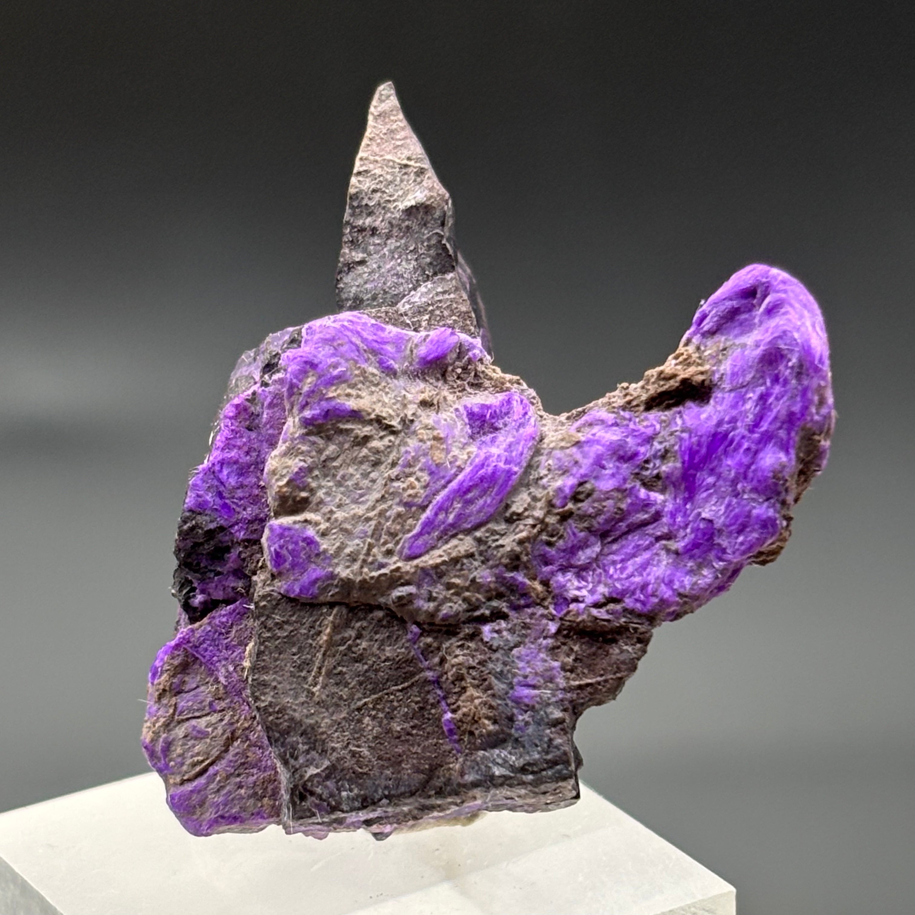 Crystallized Sugilite - 010