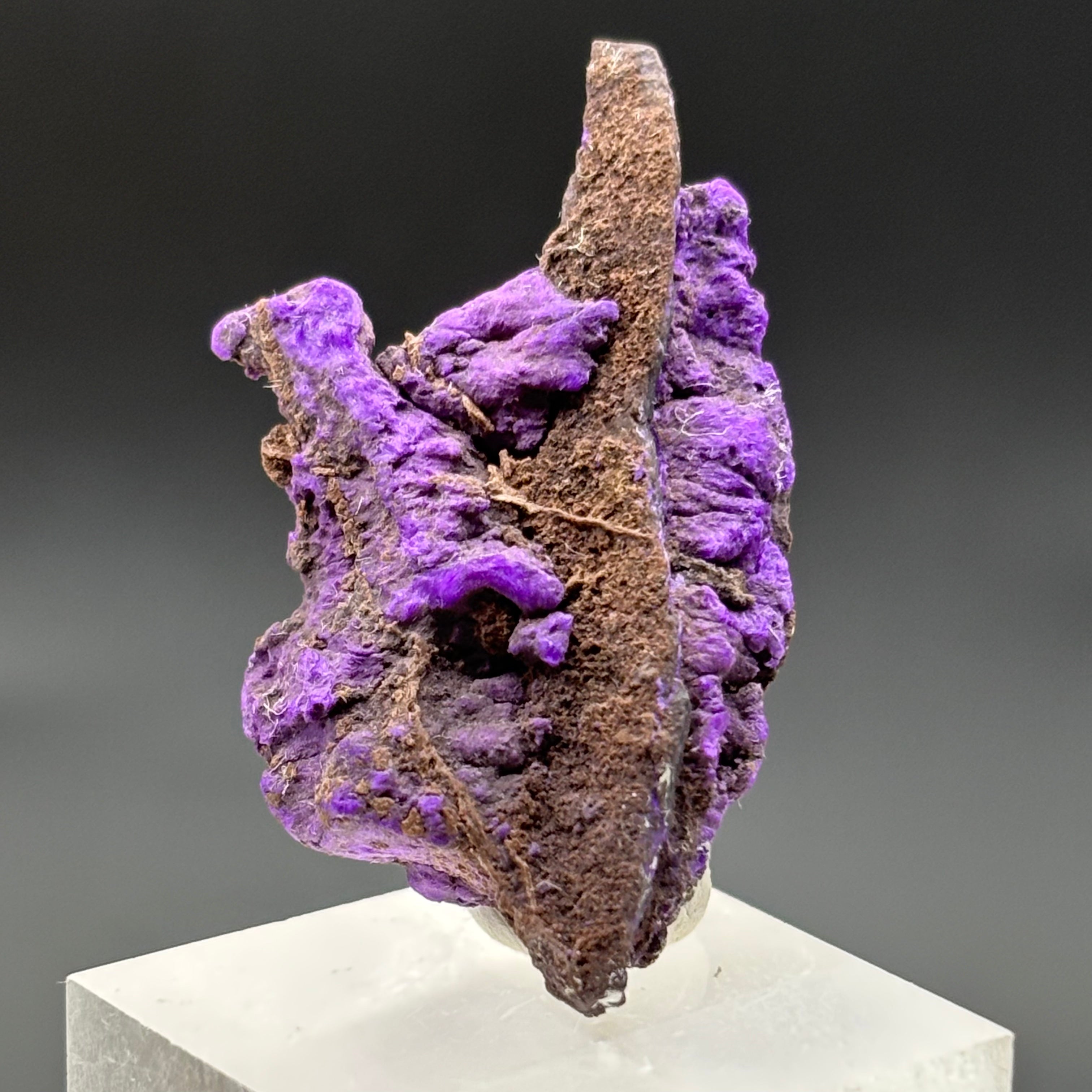 Crystallized Sugilite - 012