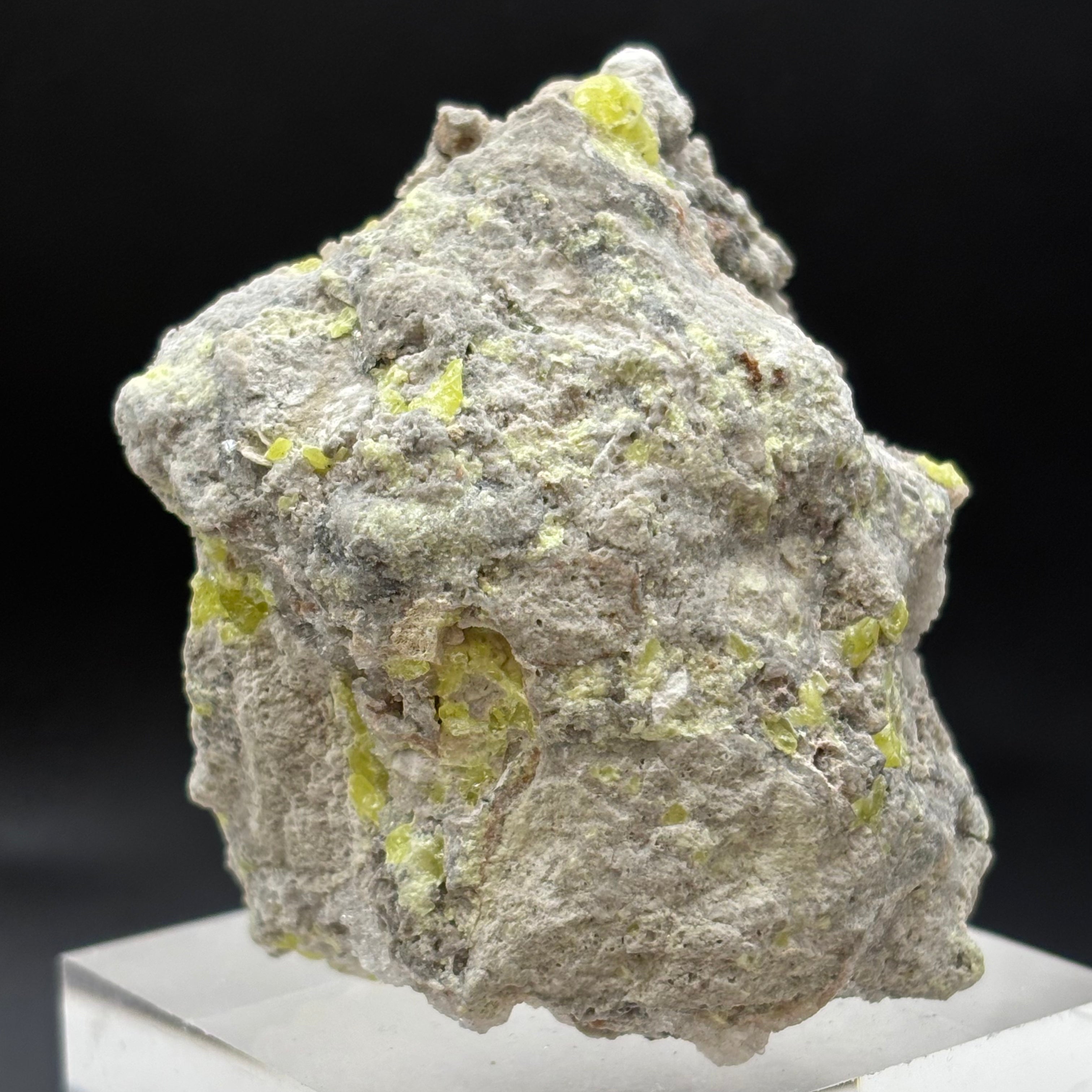 Sulfur on Quartz - 026