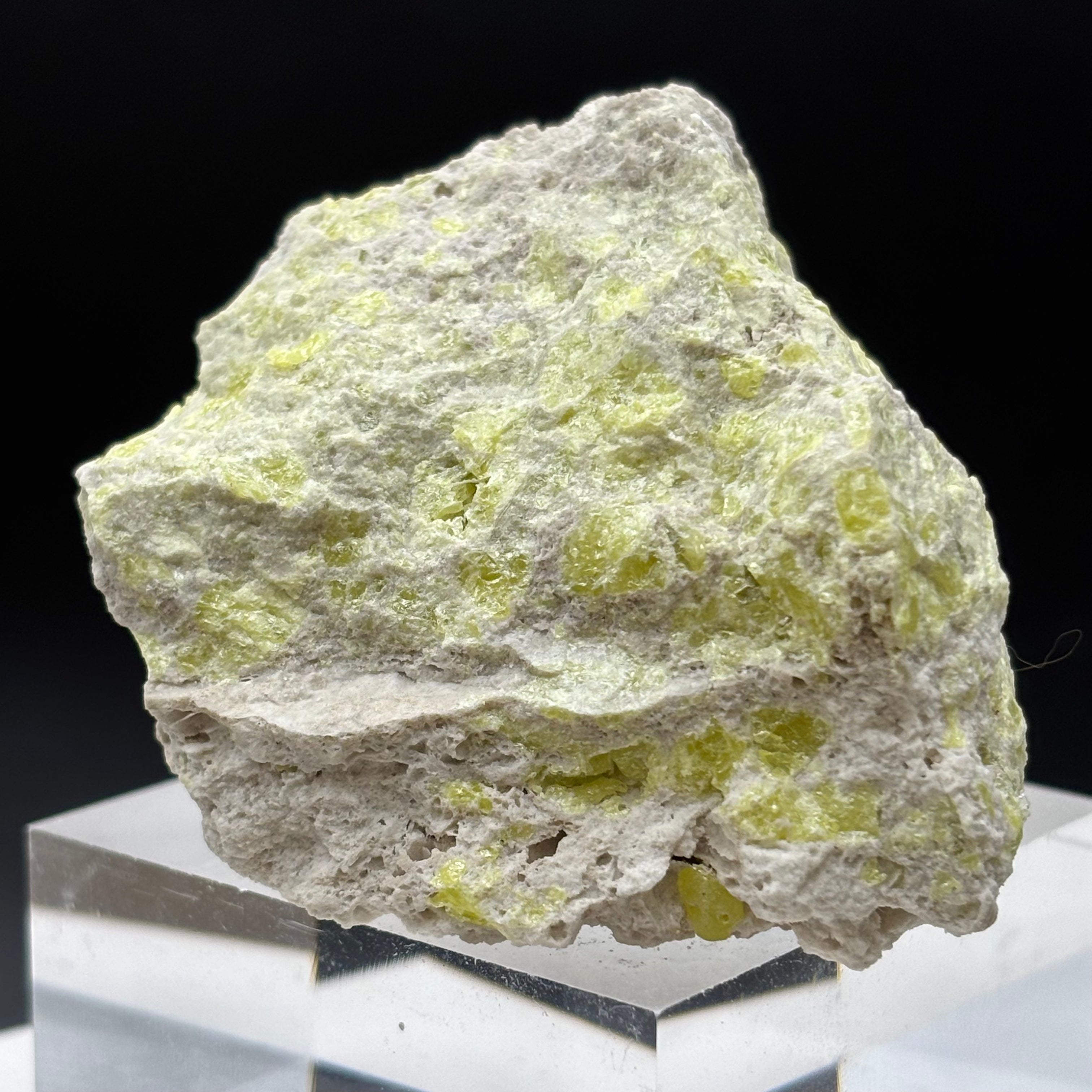 Sulfur on Quartz - 041