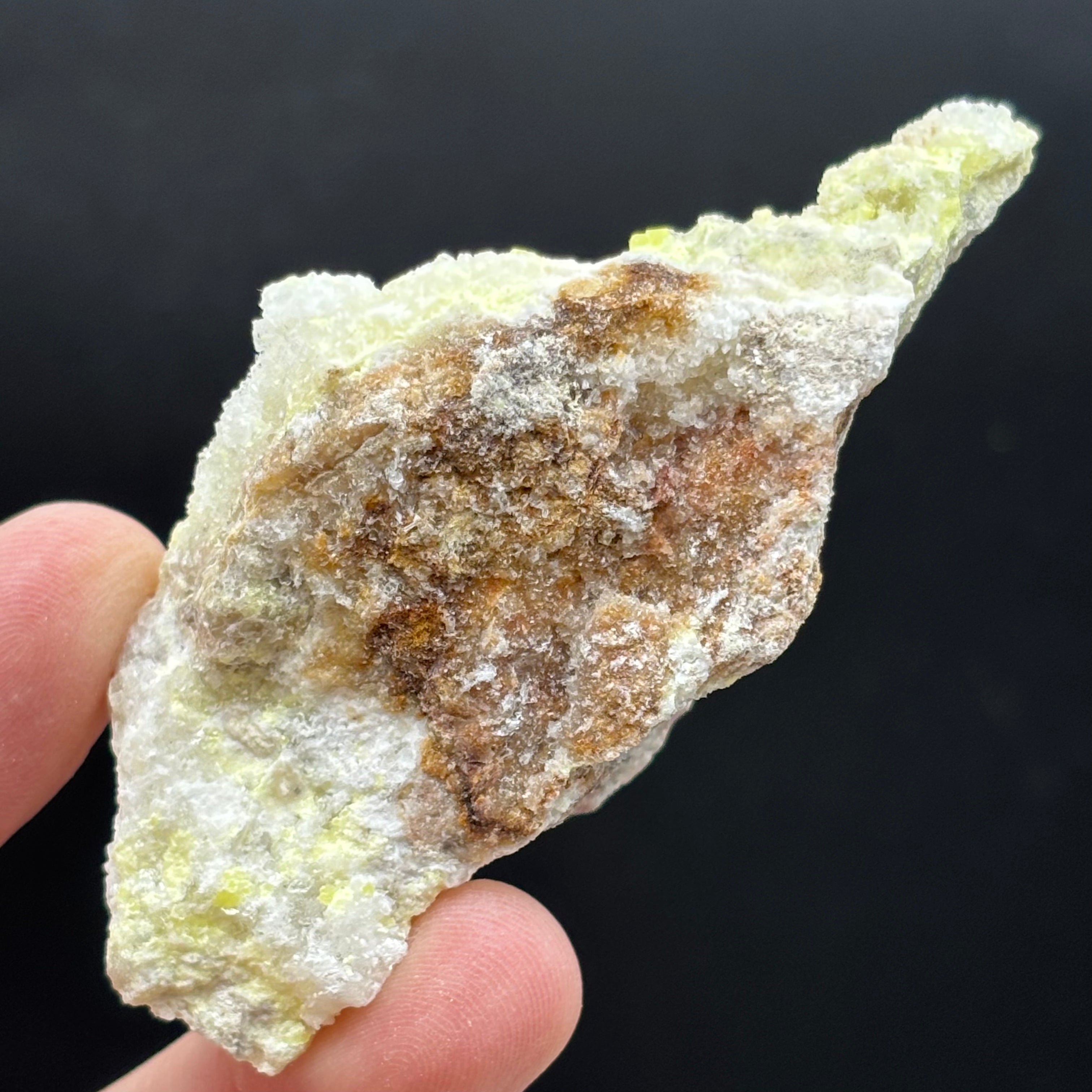 Sulfur on Quartz - 047