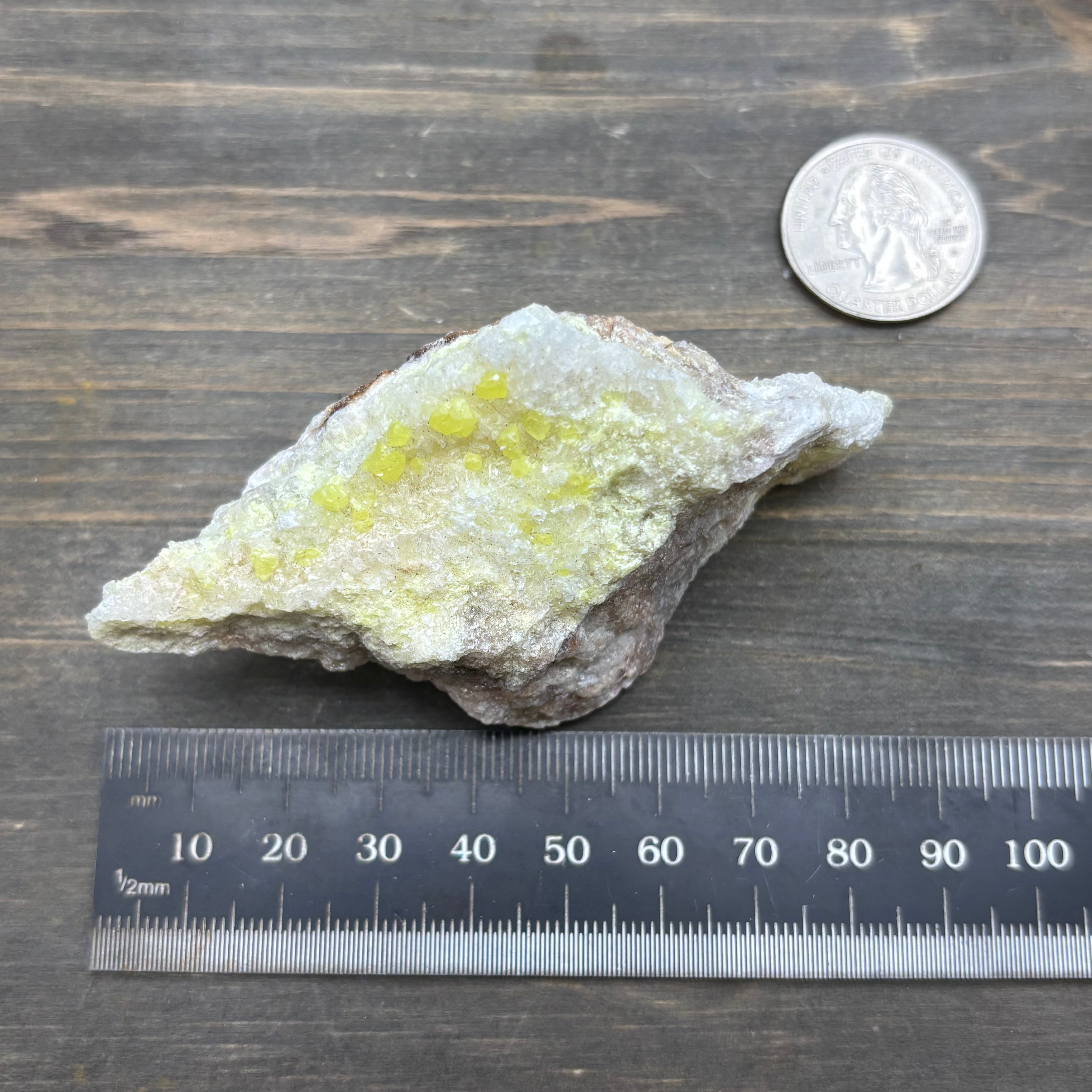 Sulfur on Quartz - 047