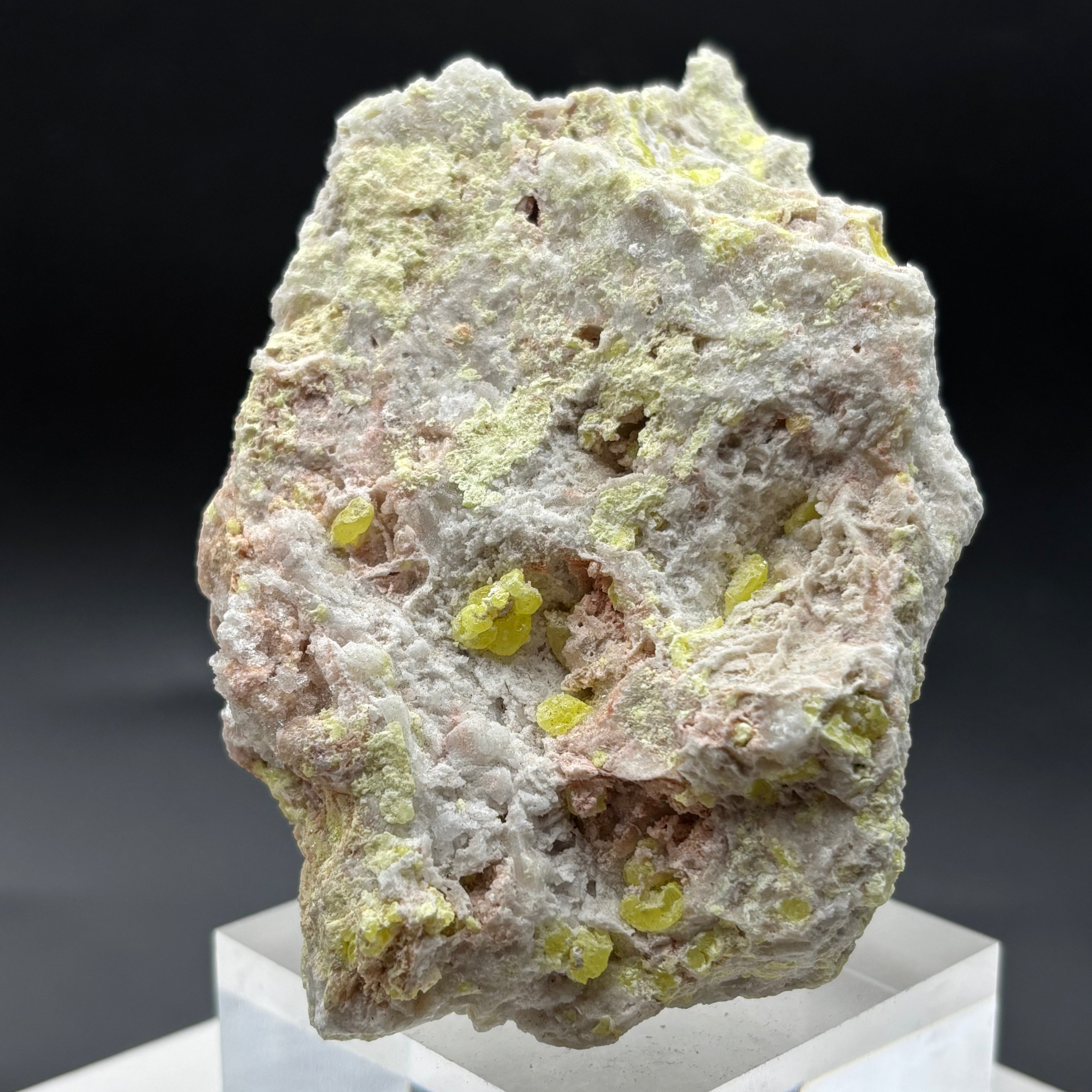 Sulfur on Quartz - 056
