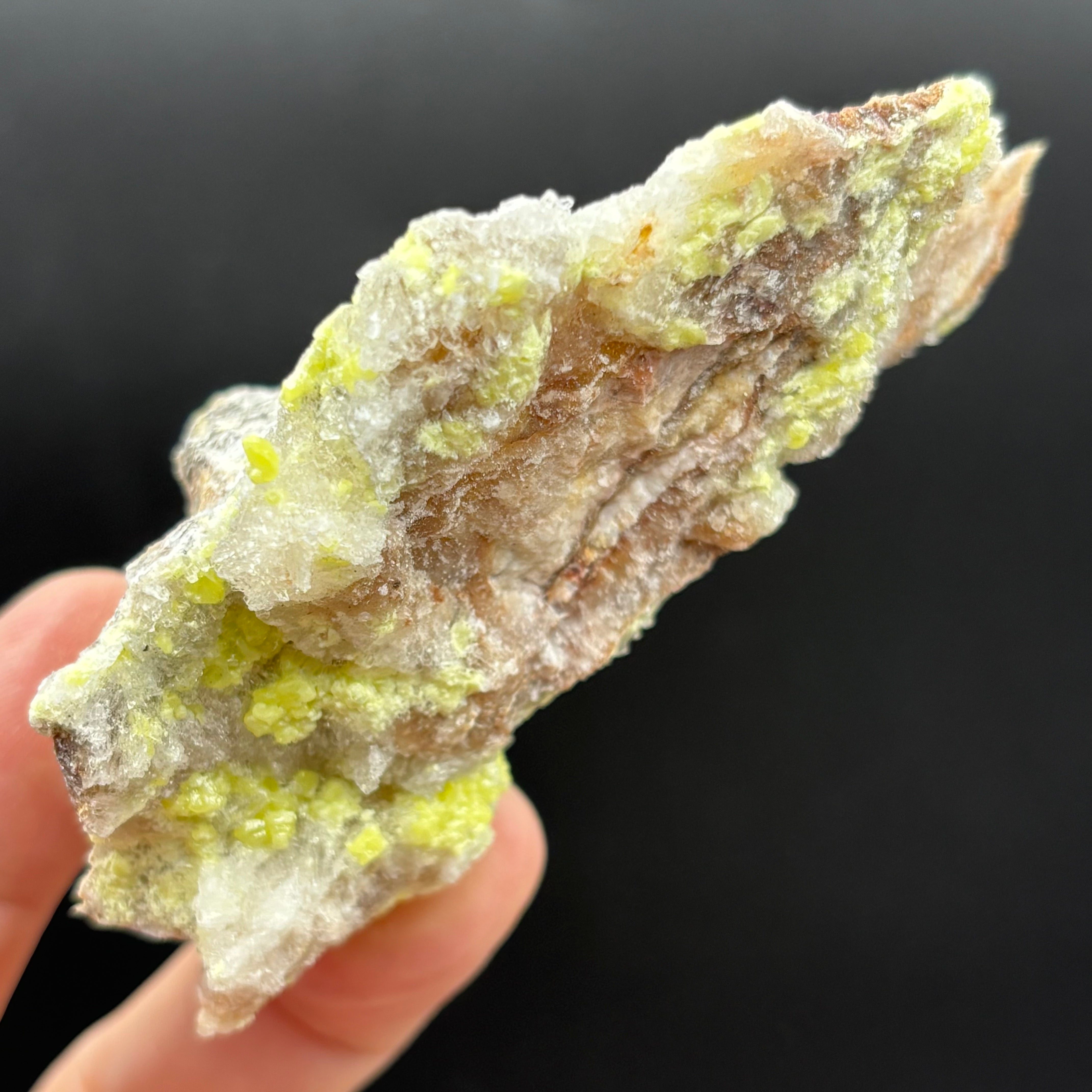Sulfur on Quartz - 060