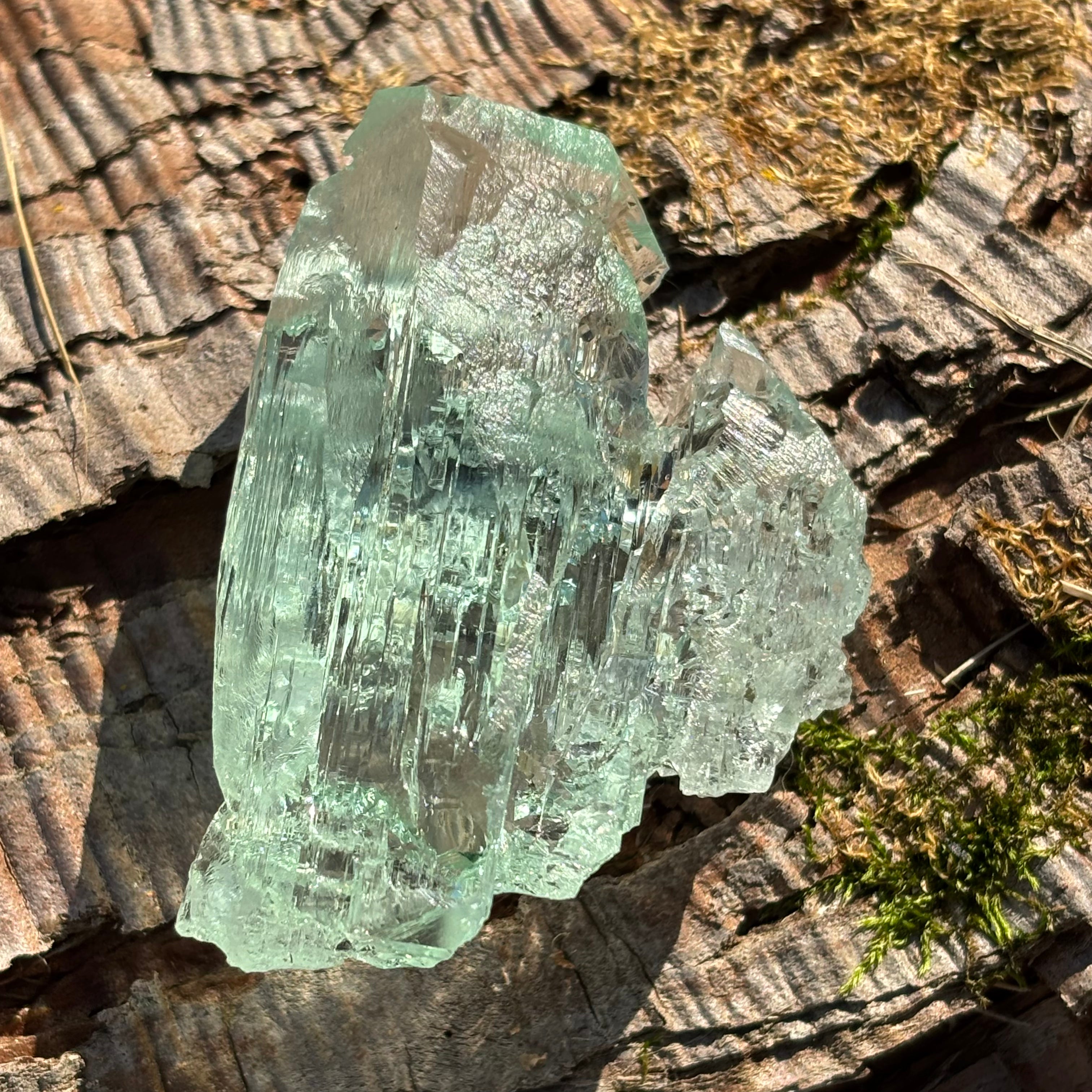 Etched Aquamarine Gem Crystal - 001