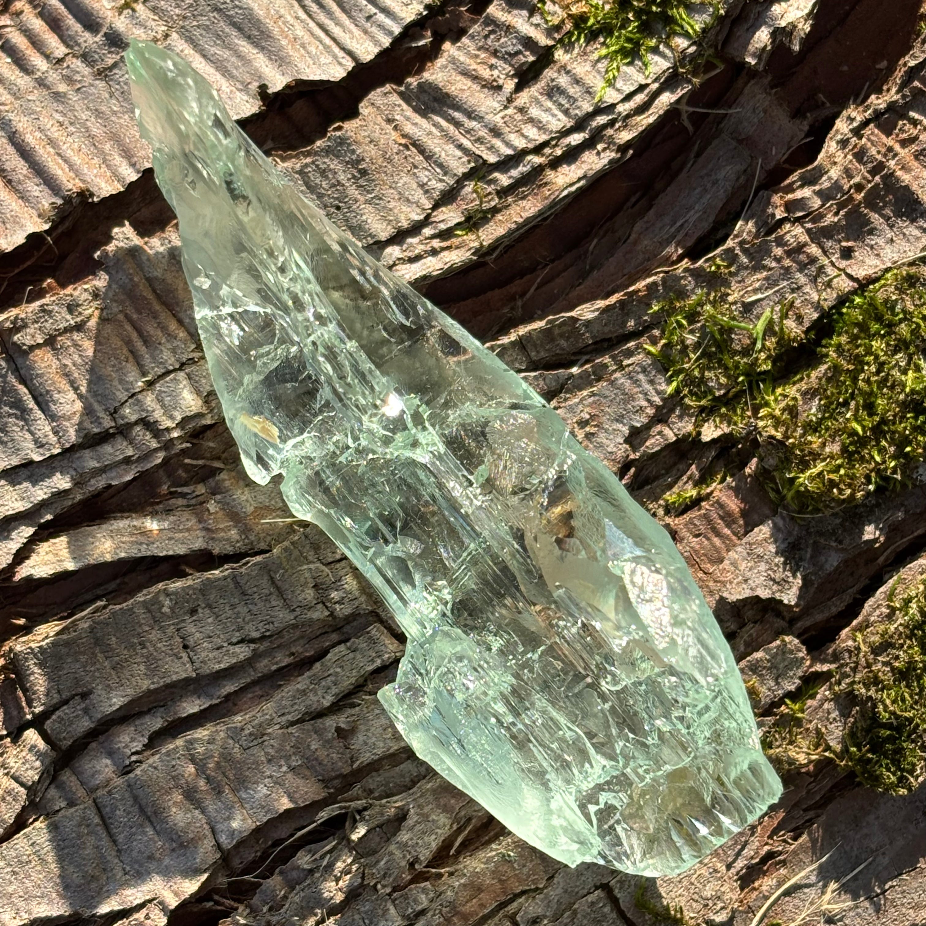 Etched Aquamarine Gem Crystal - 004