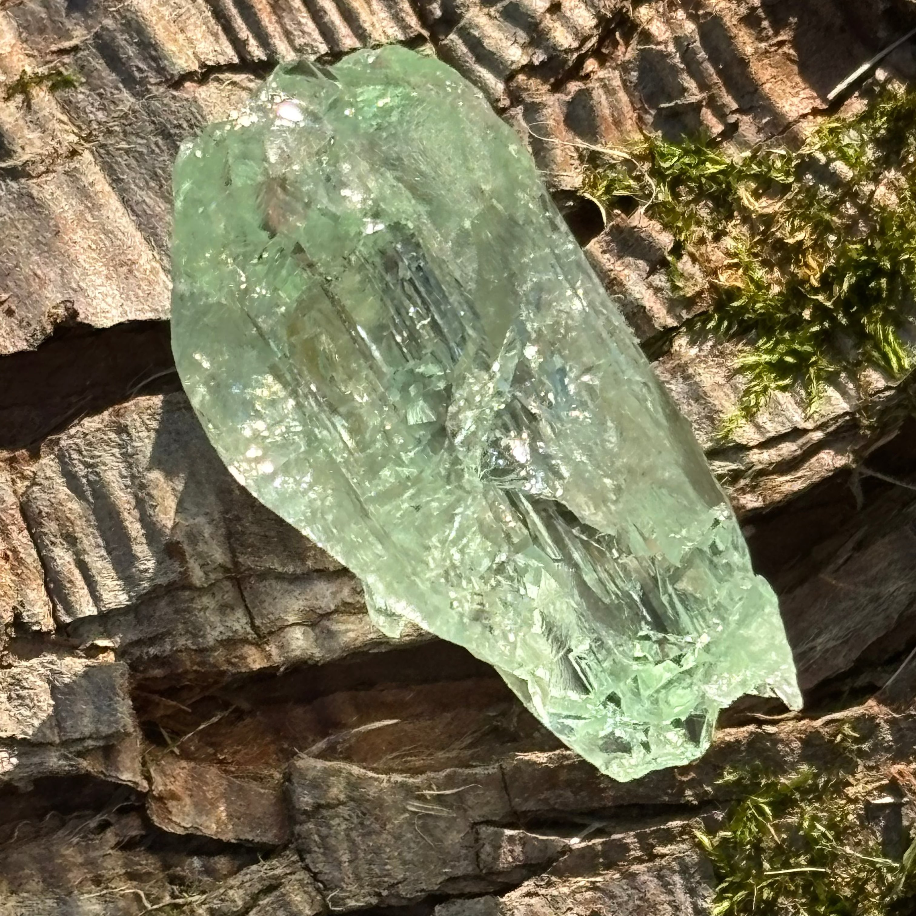 Etched Aquamarine Gem Crystal - 023