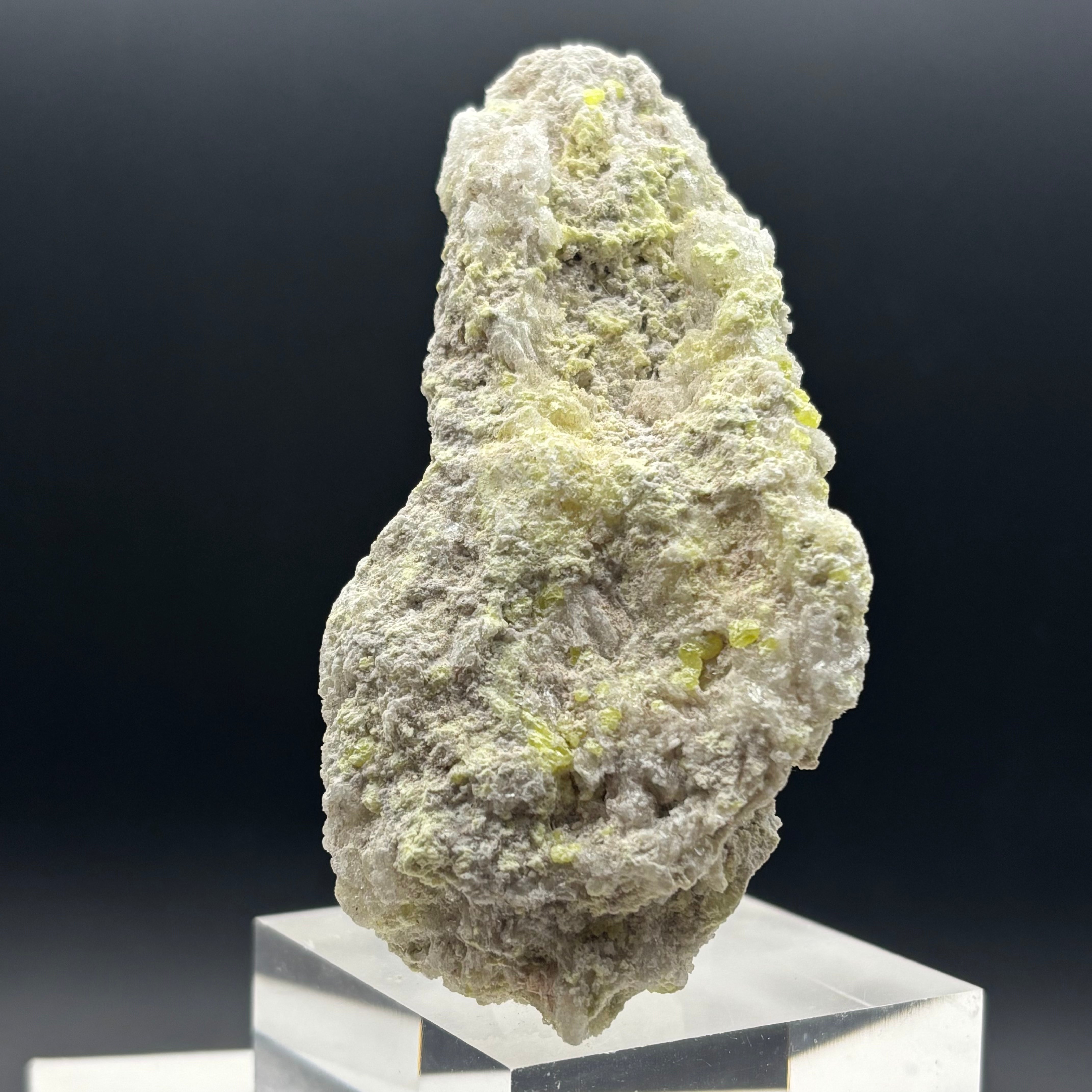 Sulfur on Quartz - 057