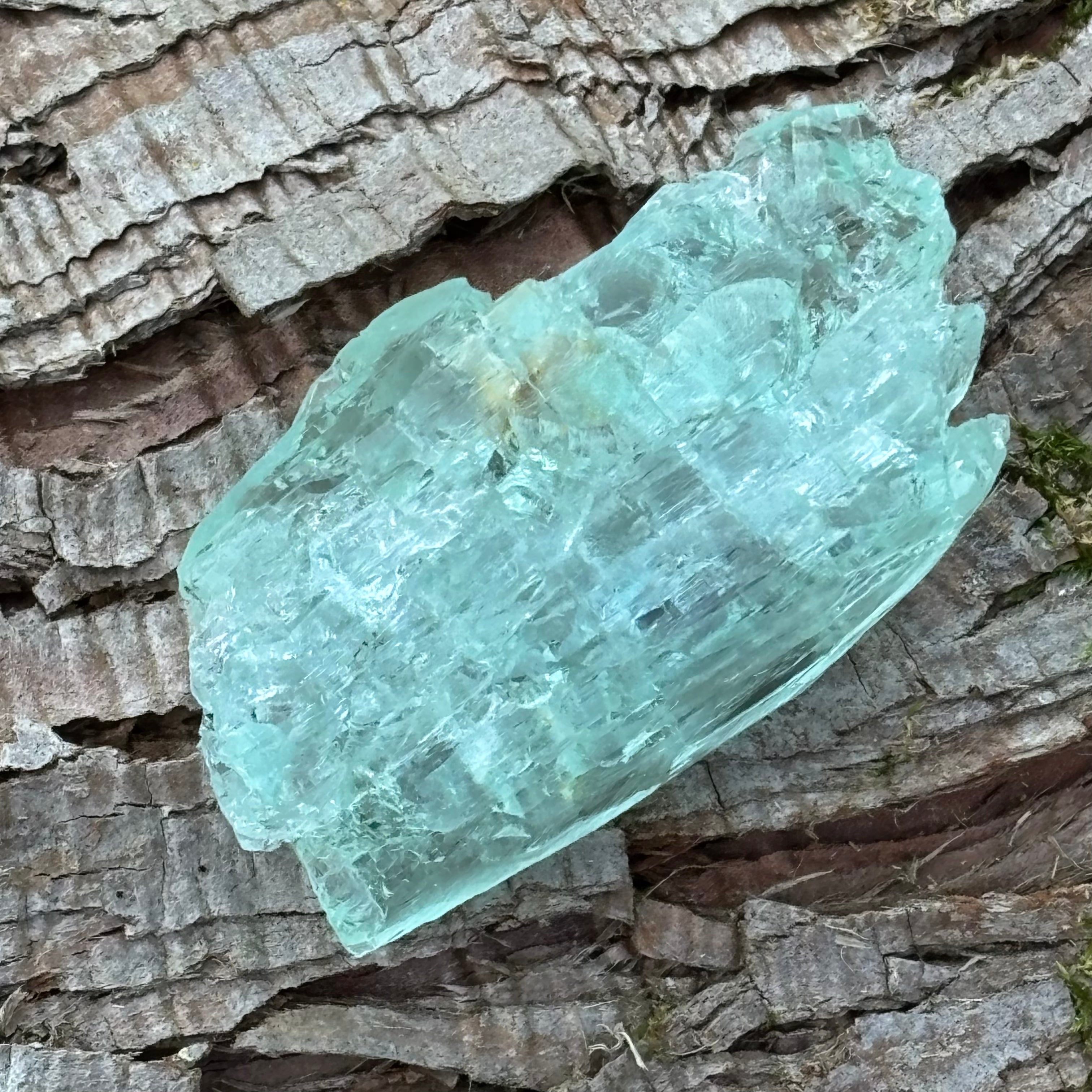 Etched Aquamarine Gem Crystal - 031