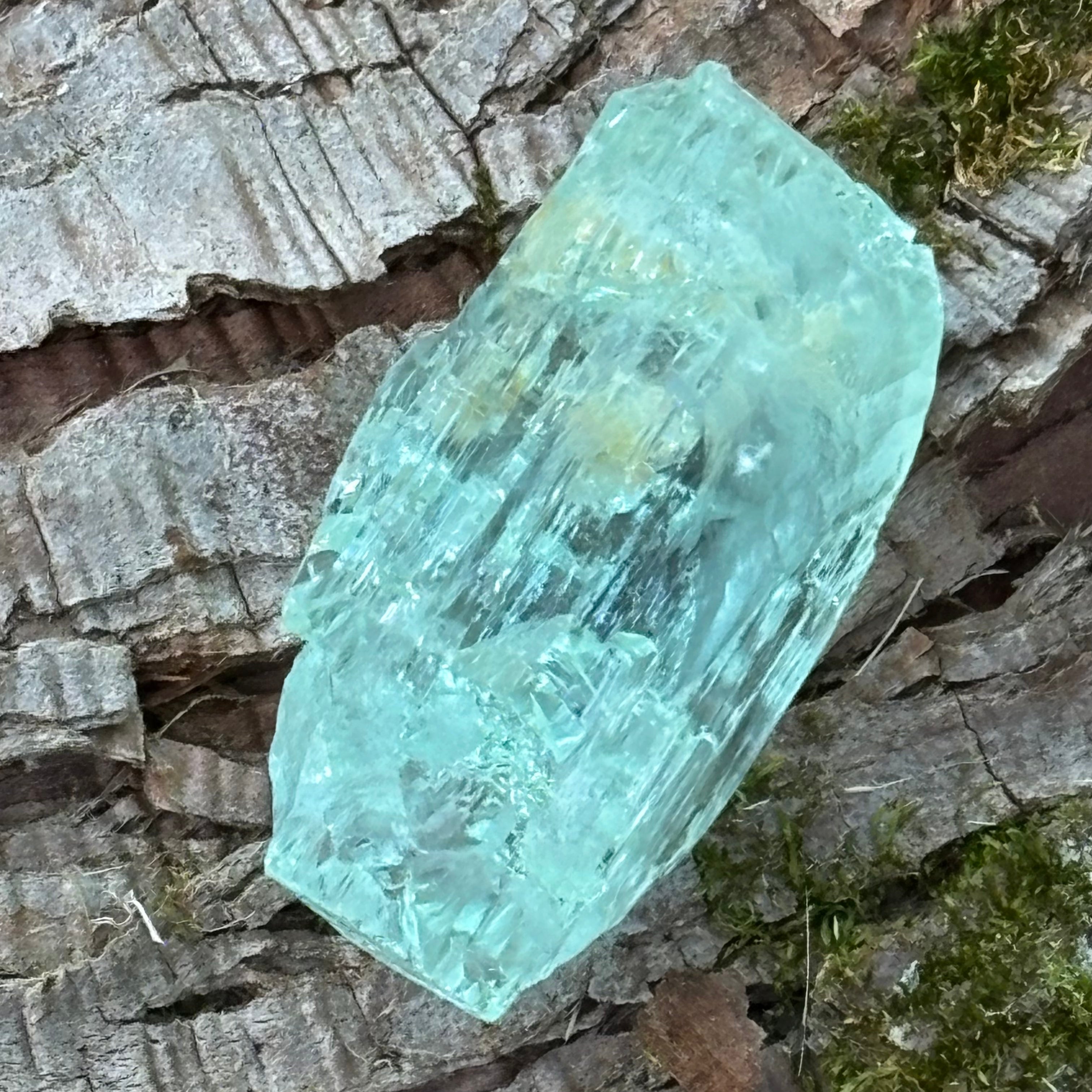 Etched Aquamarine Gem Crystal - 034