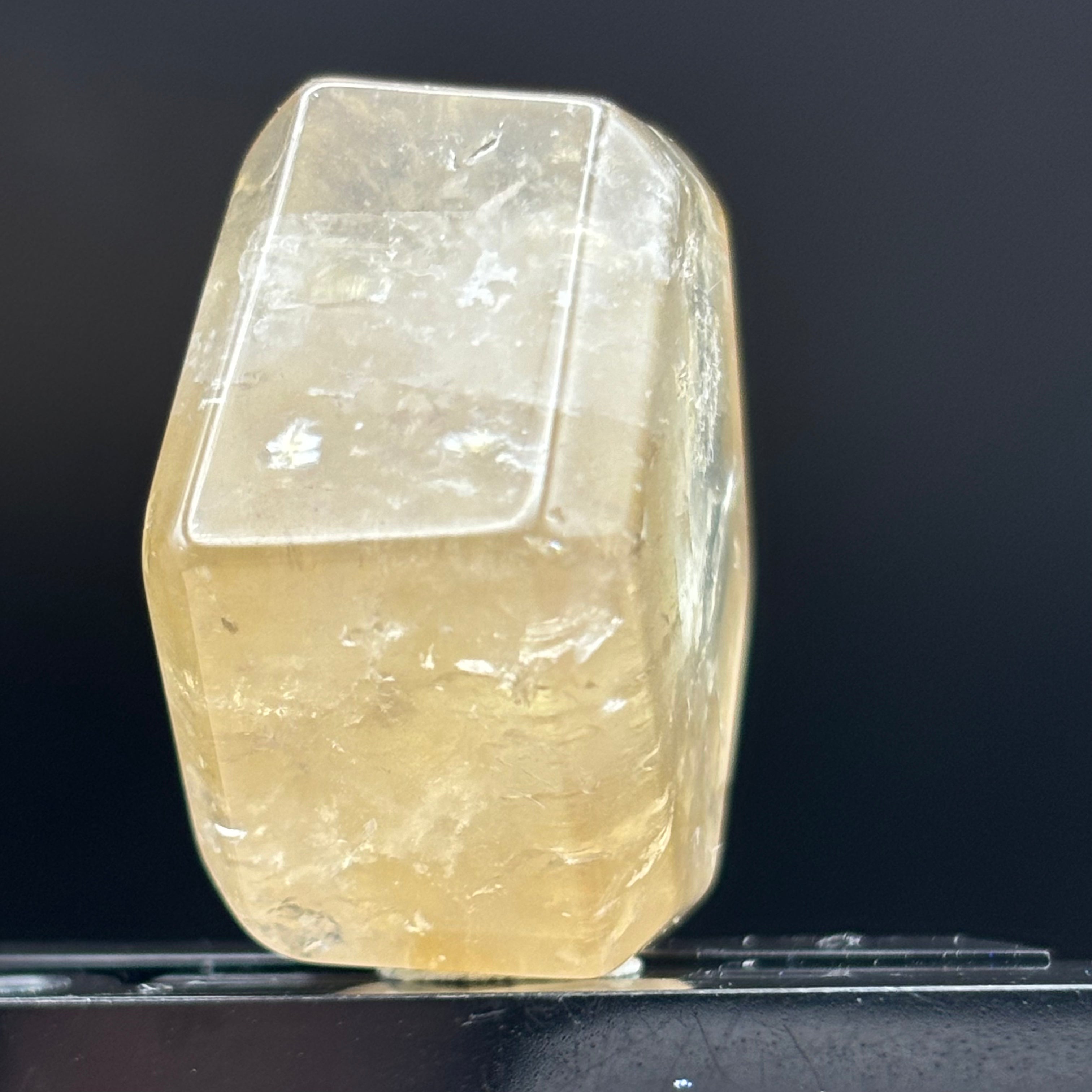 Citrine Crystal Cross-Section - 129