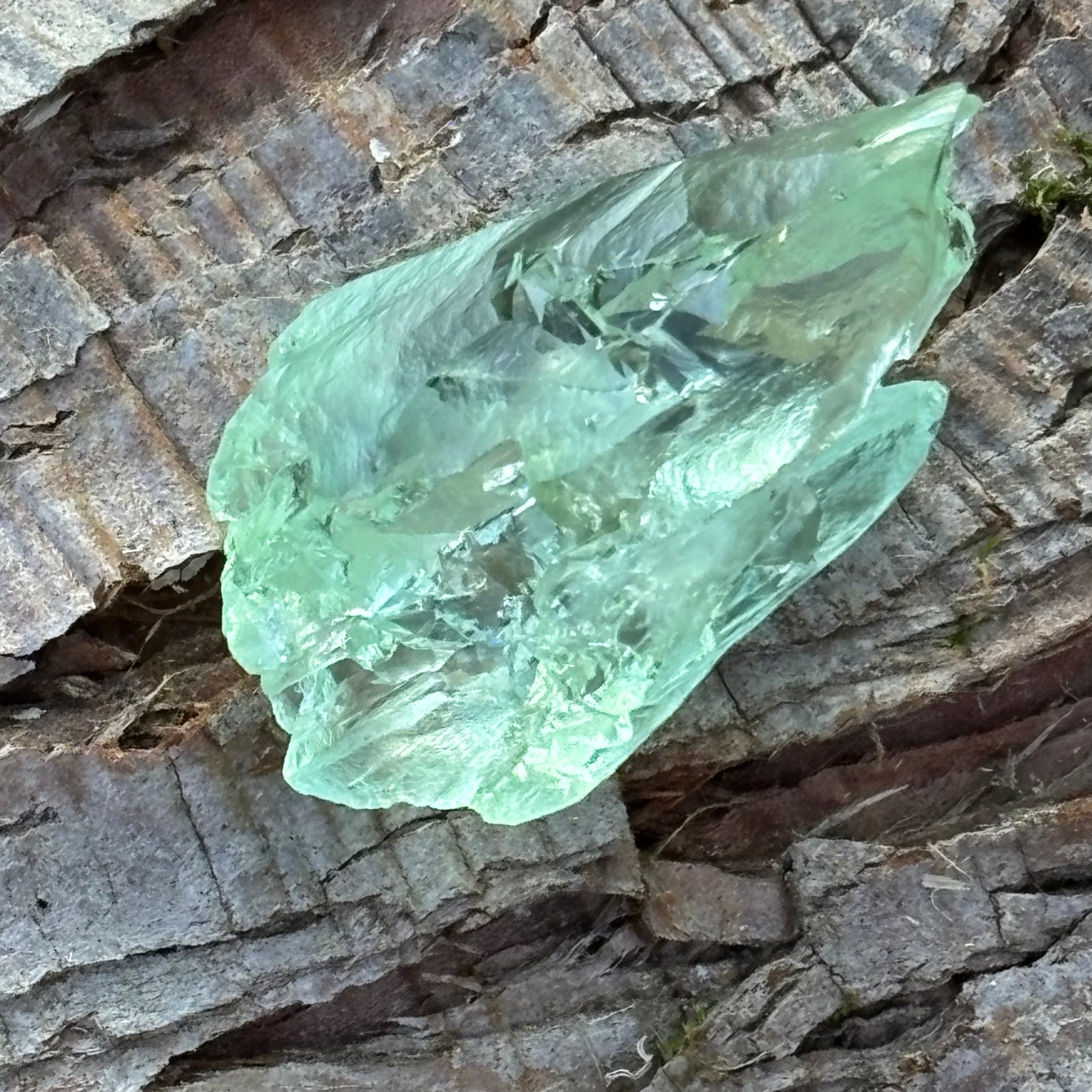 Etched Aquamarine Gem Crystal - 043