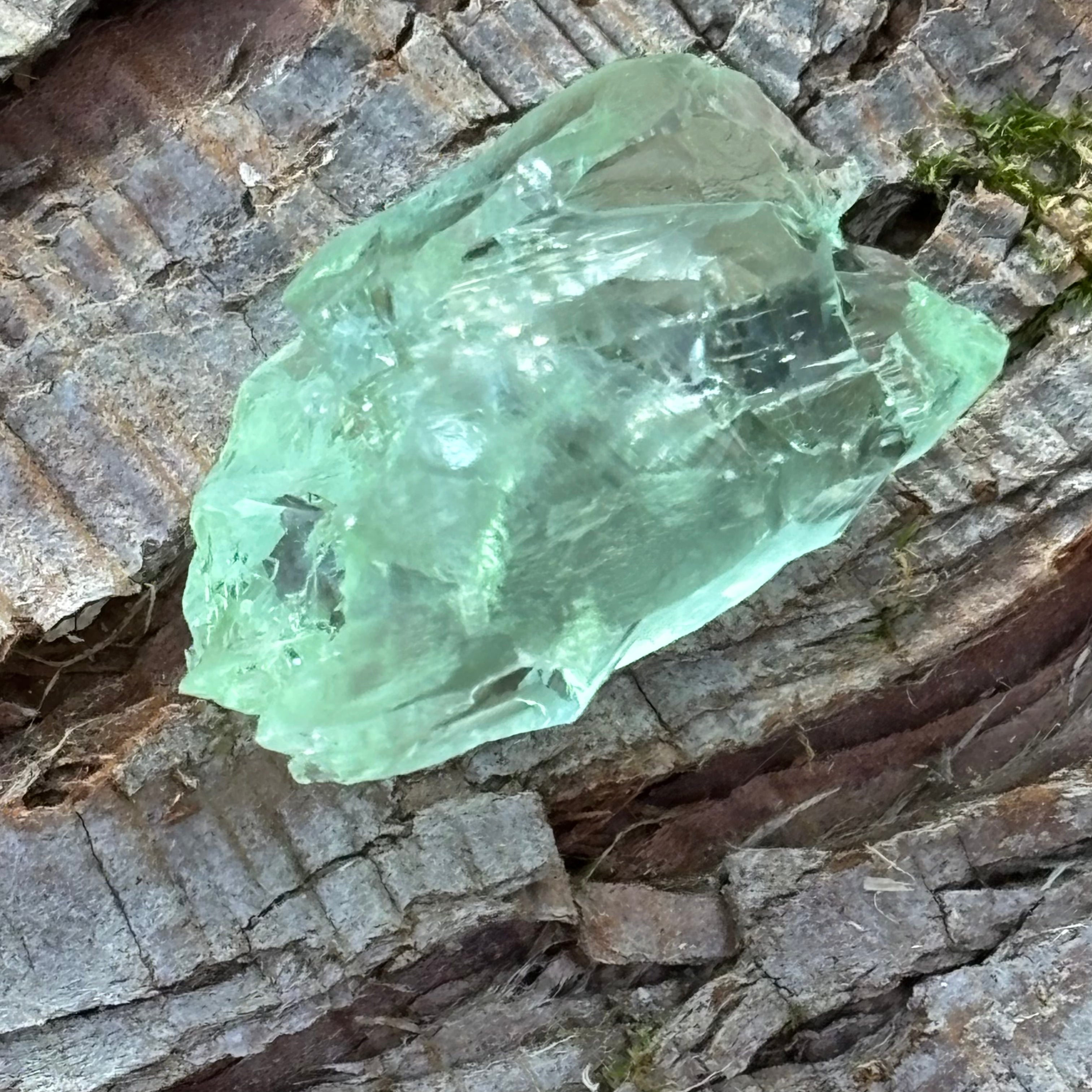 Etched Aquamarine Gem Crystal - 043