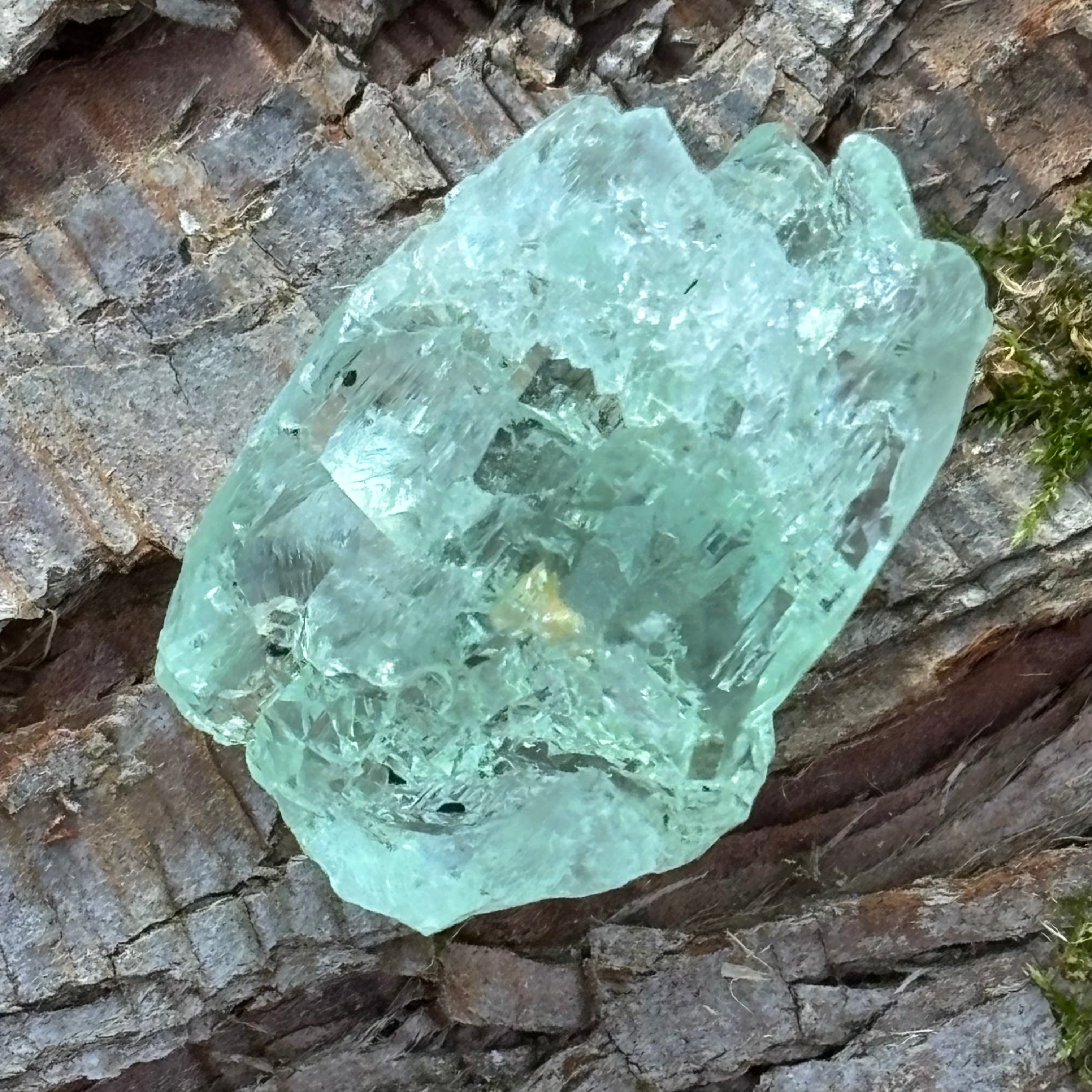 Etched Aquamarine Gem Crystal - 044