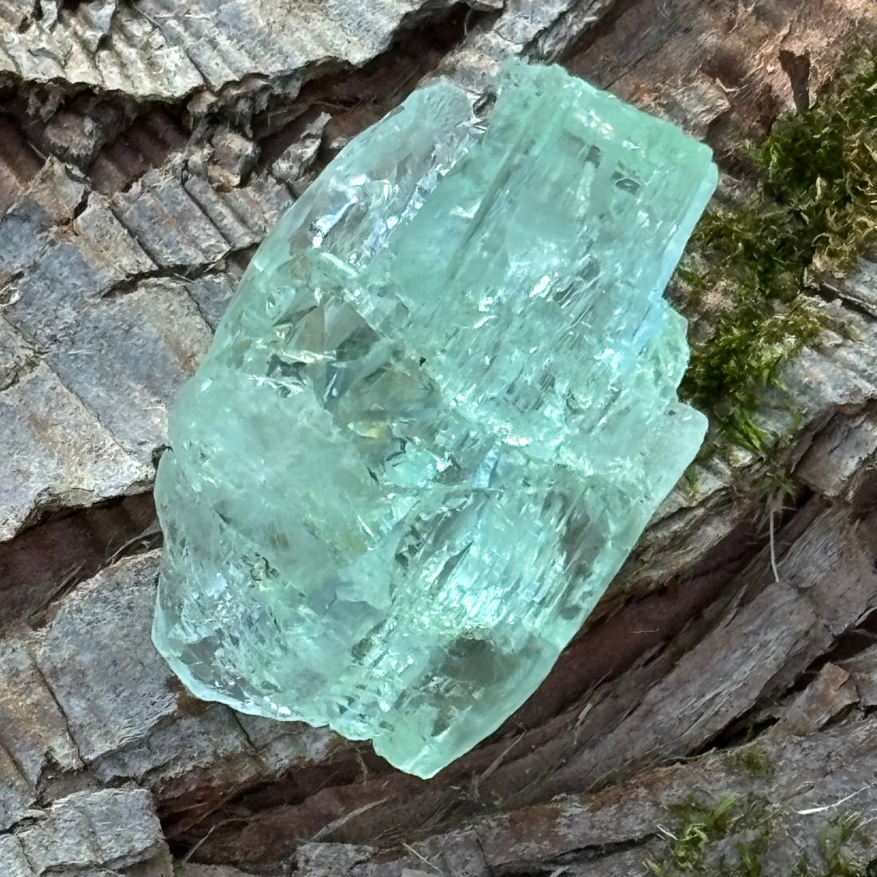 Etched Aquamarine Gem Crystal - 044