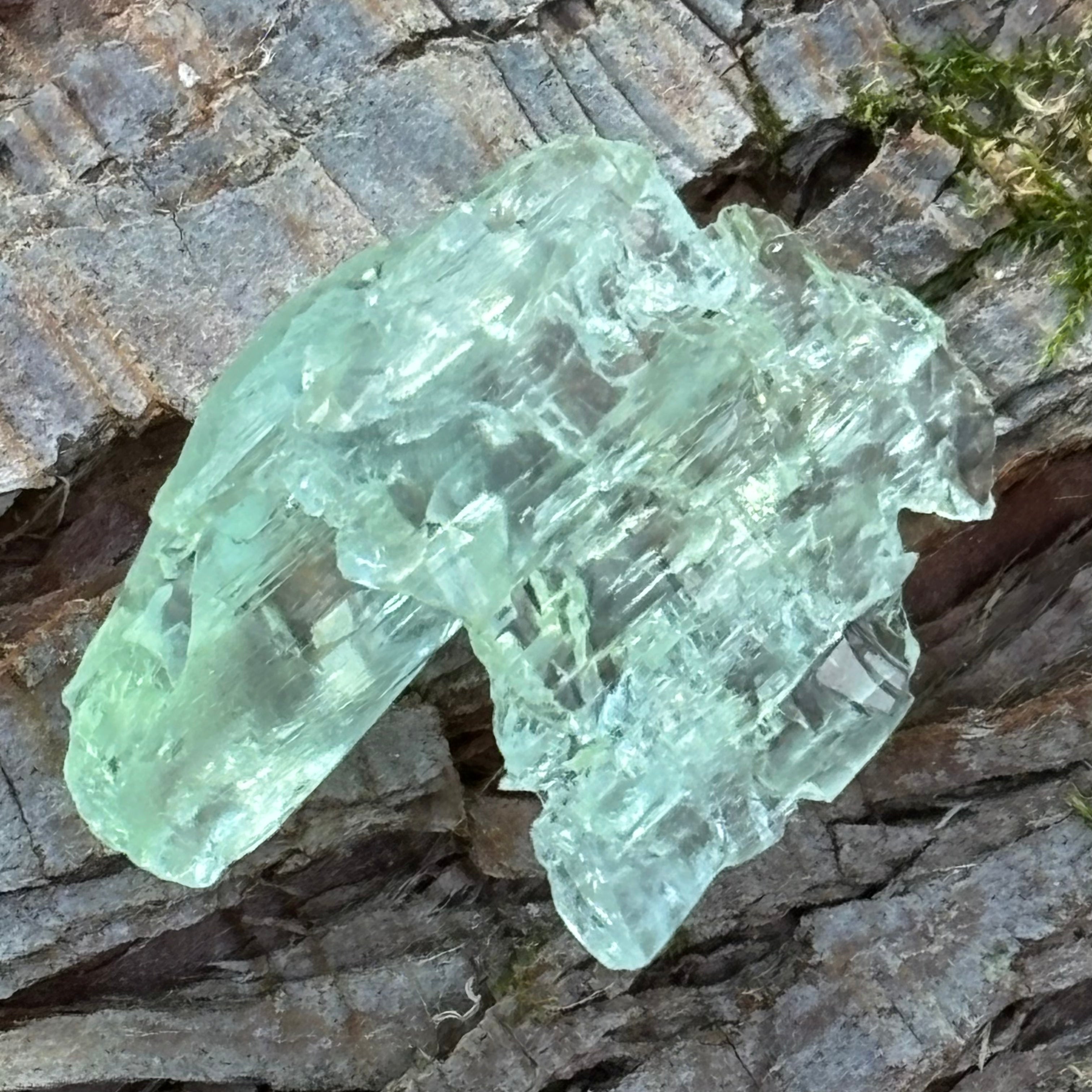 Etched Aquamarine Gem Crystal - 048