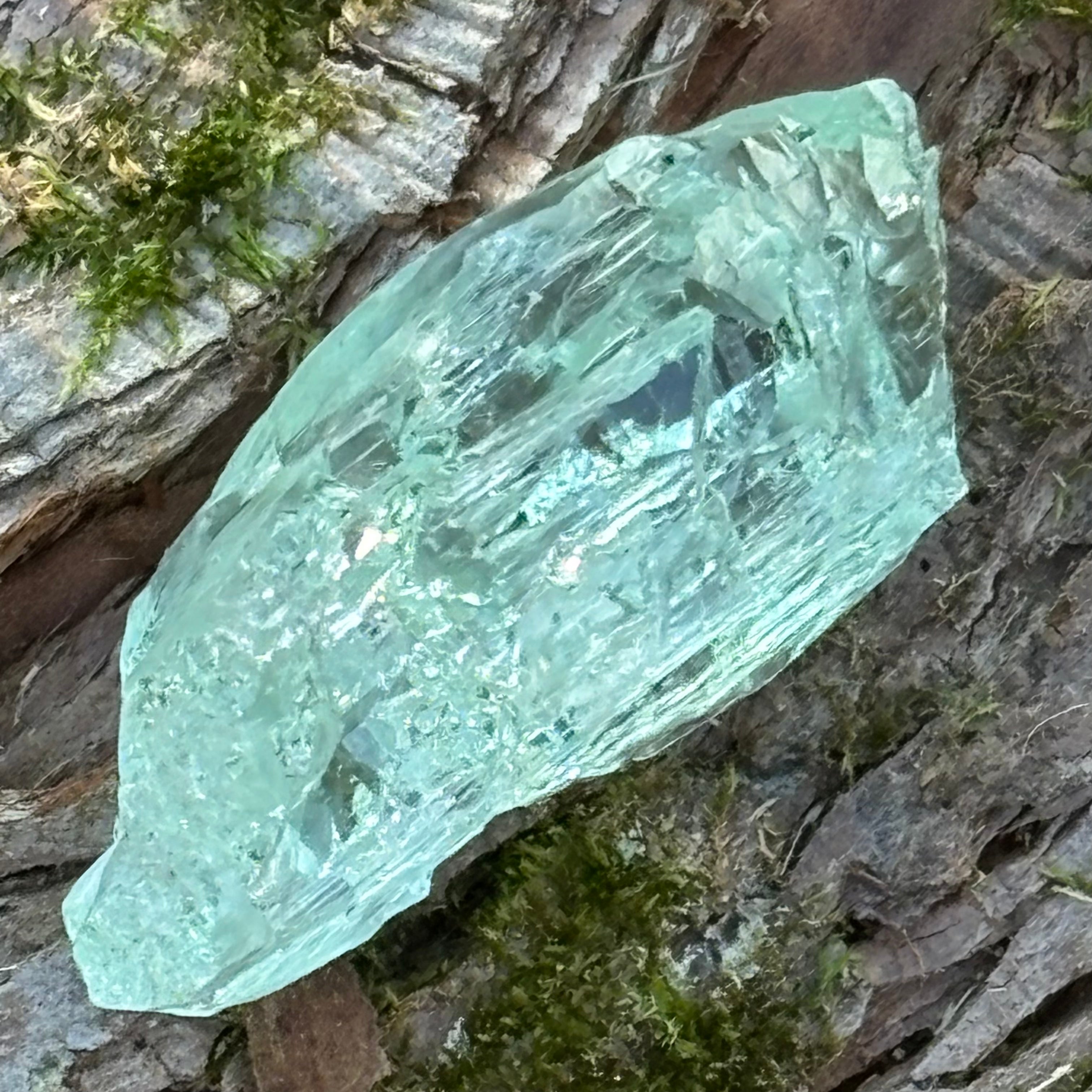 Etched Aquamarine Gem Crystal - 003
