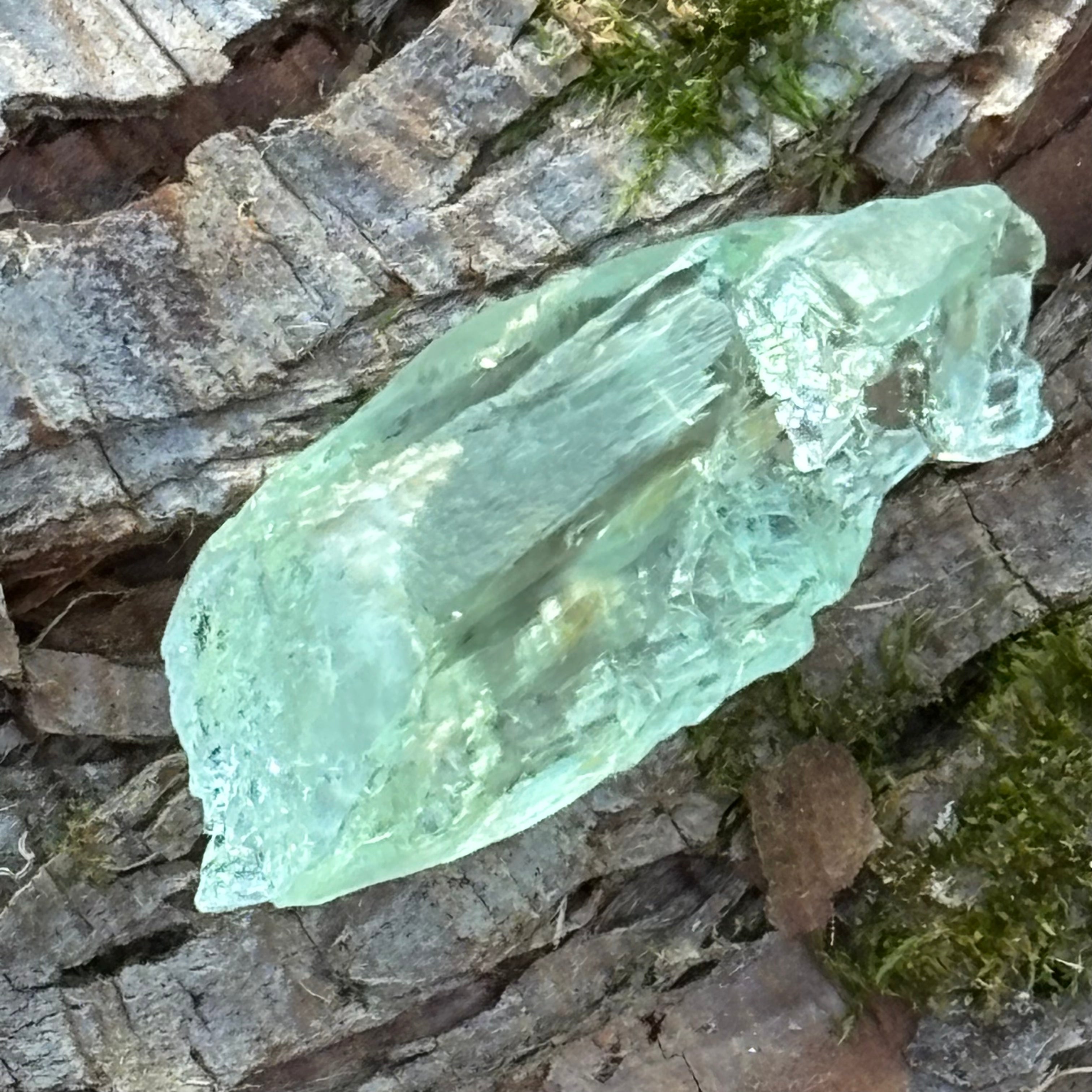 Etched Aquamarine Gem Crystal - 010