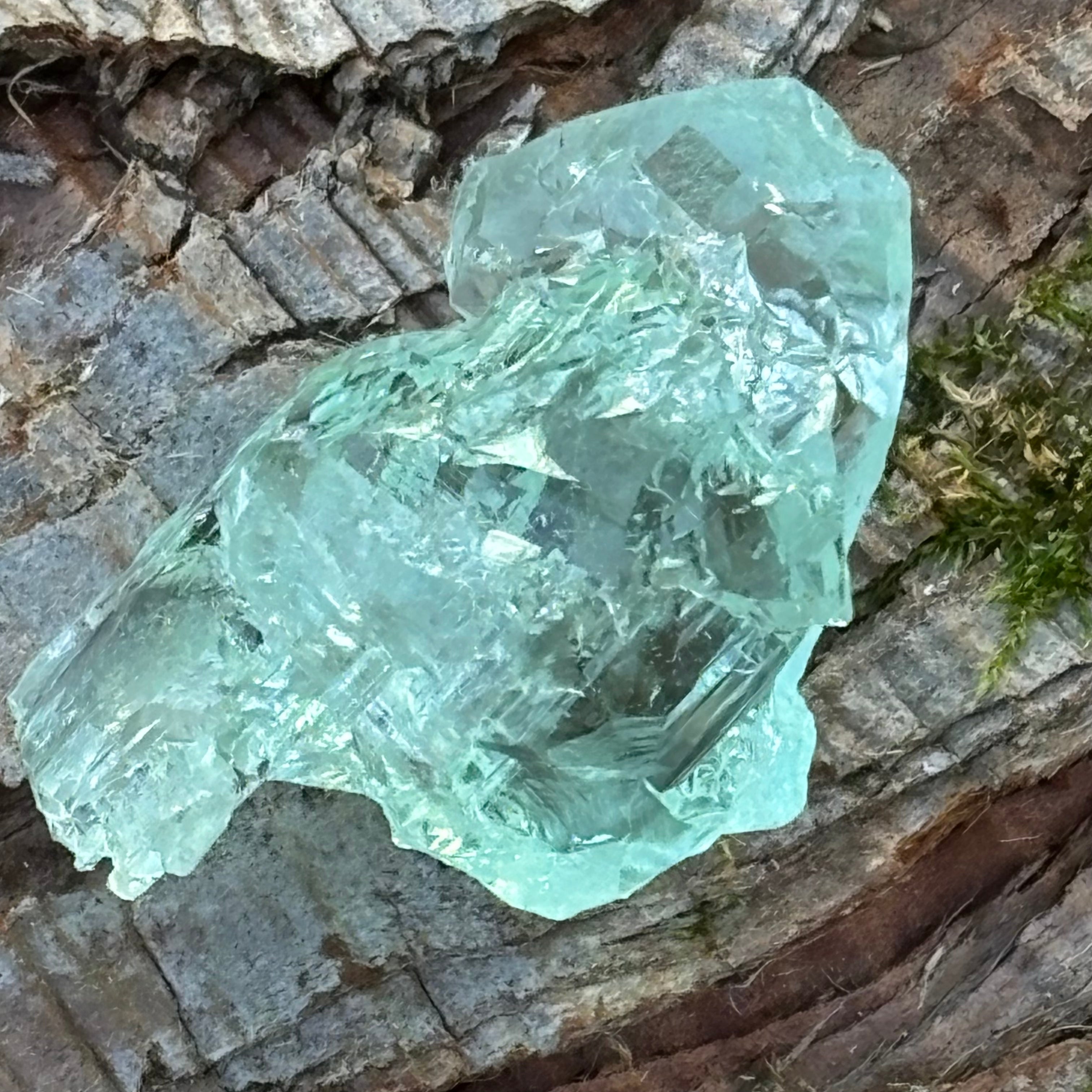 Etched Aquamarine Gem Crystal - 015