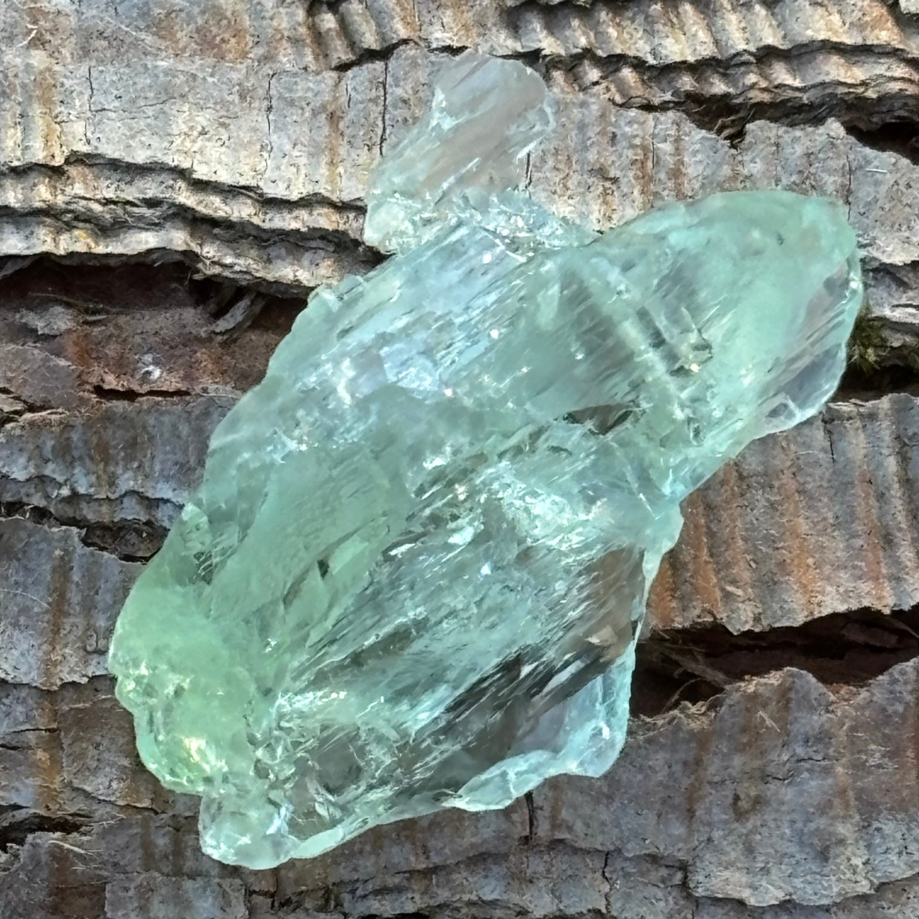 Etched Aquamarine Gem Crystal - 022