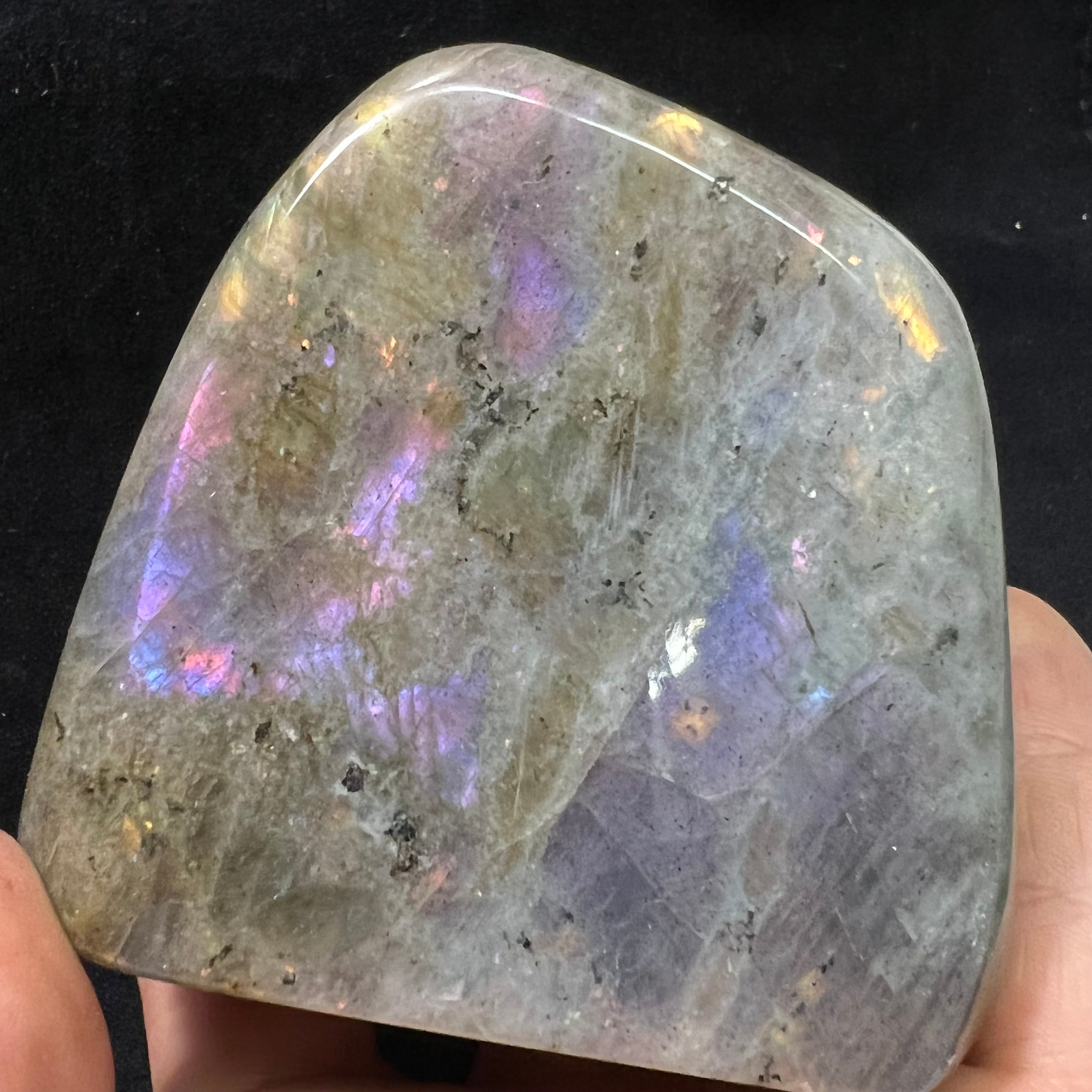 Rare Labradorite - 119