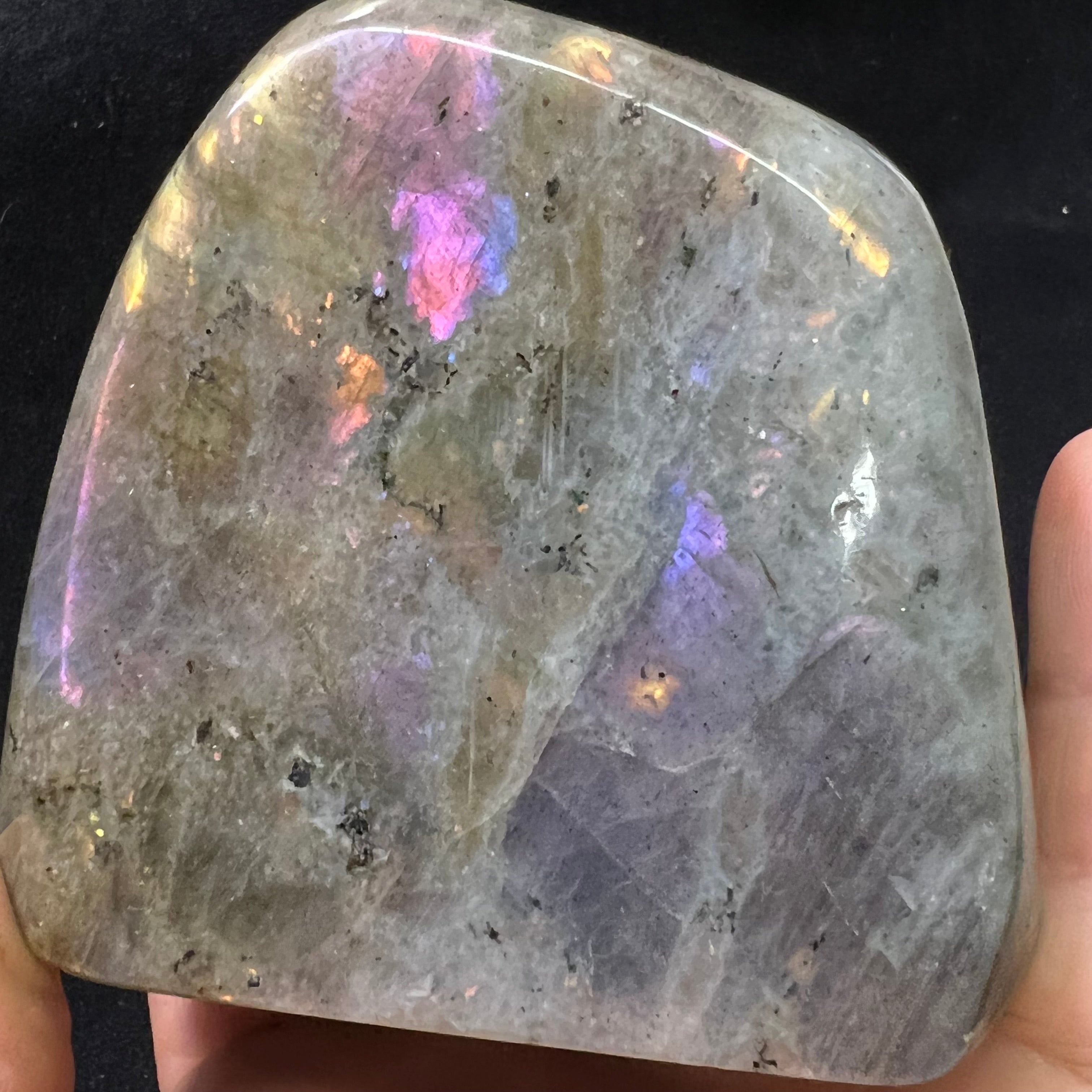 Rare Labradorite - 119