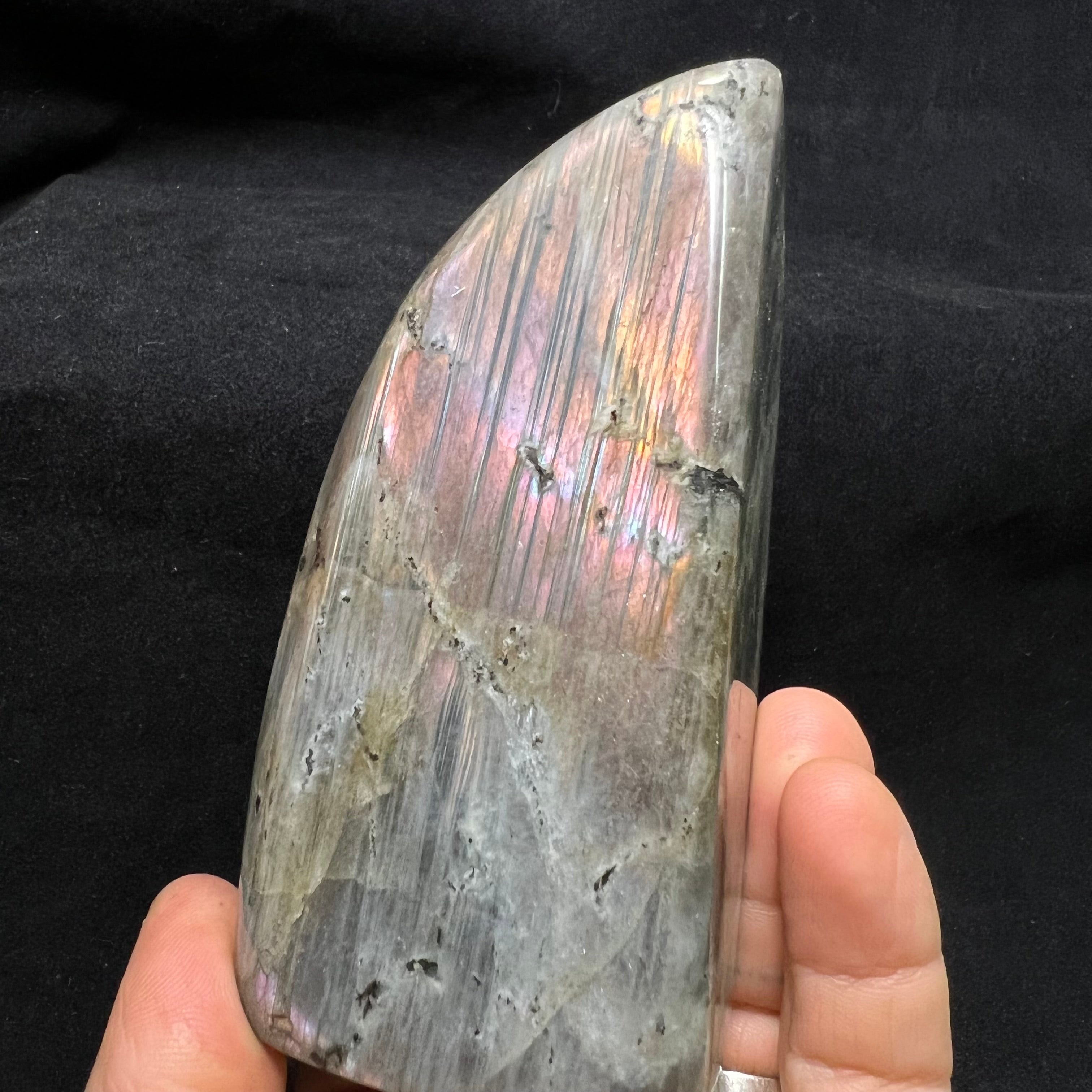 Rare Labradorite - 136
