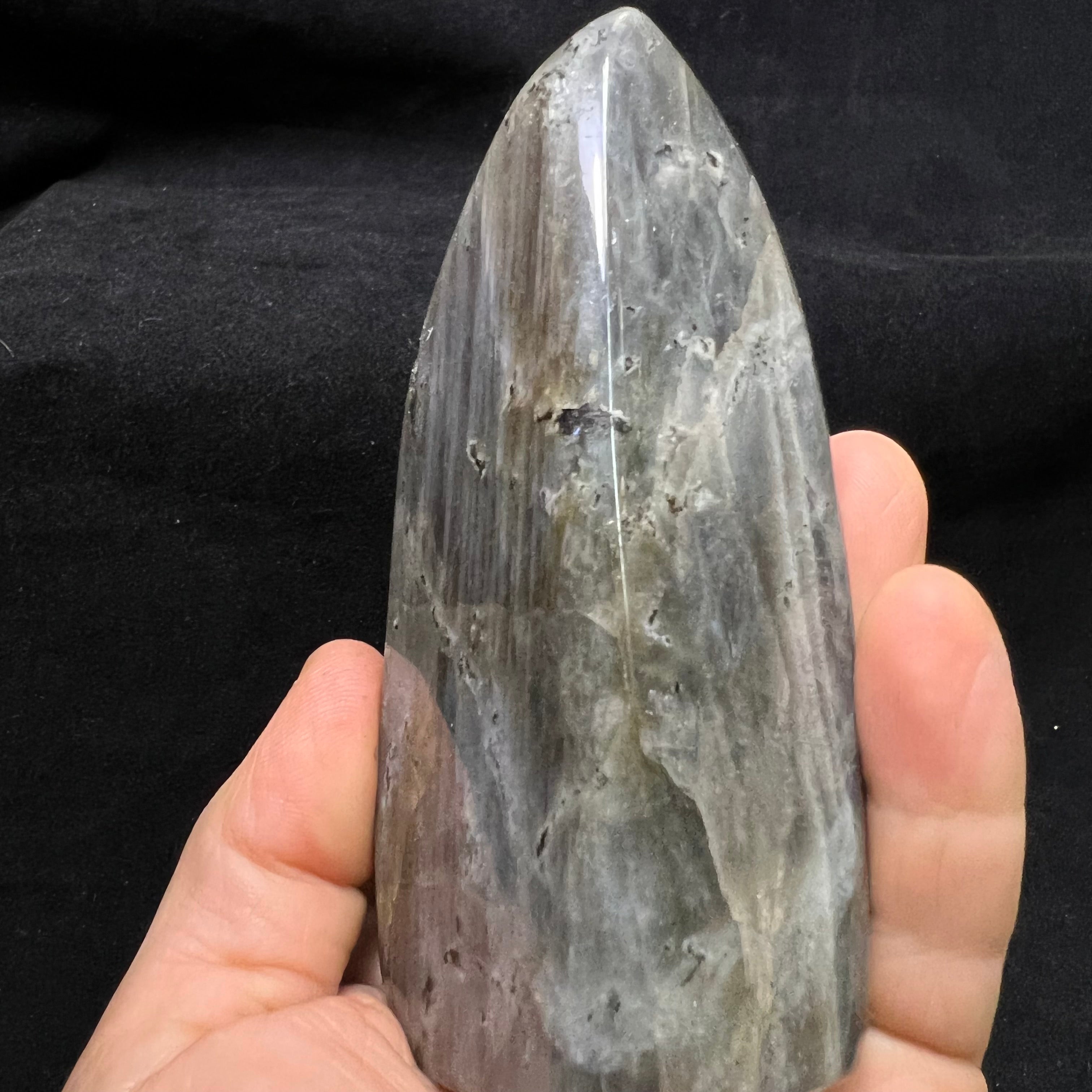 Rare Labradorite - 136