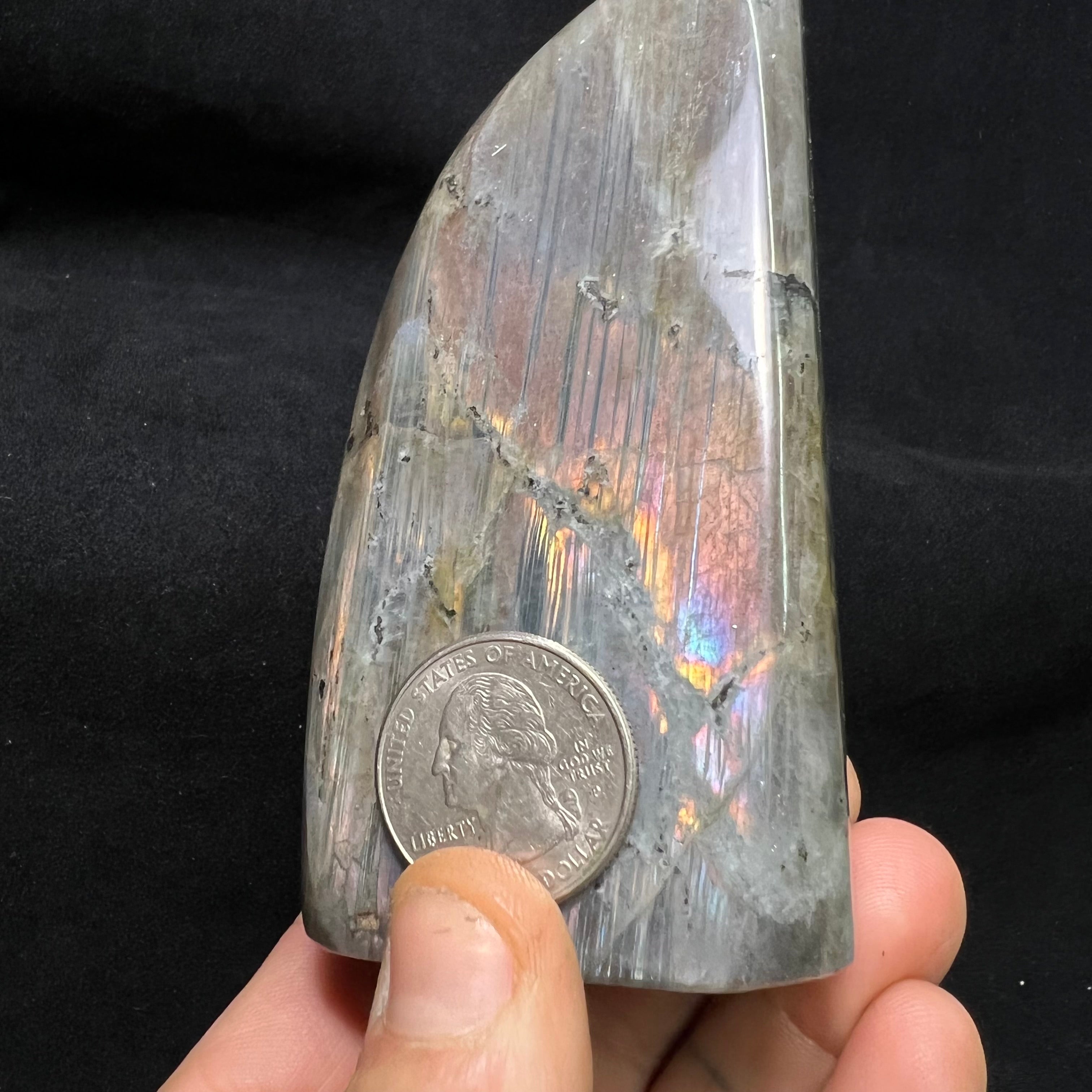 Rare Labradorite - 136