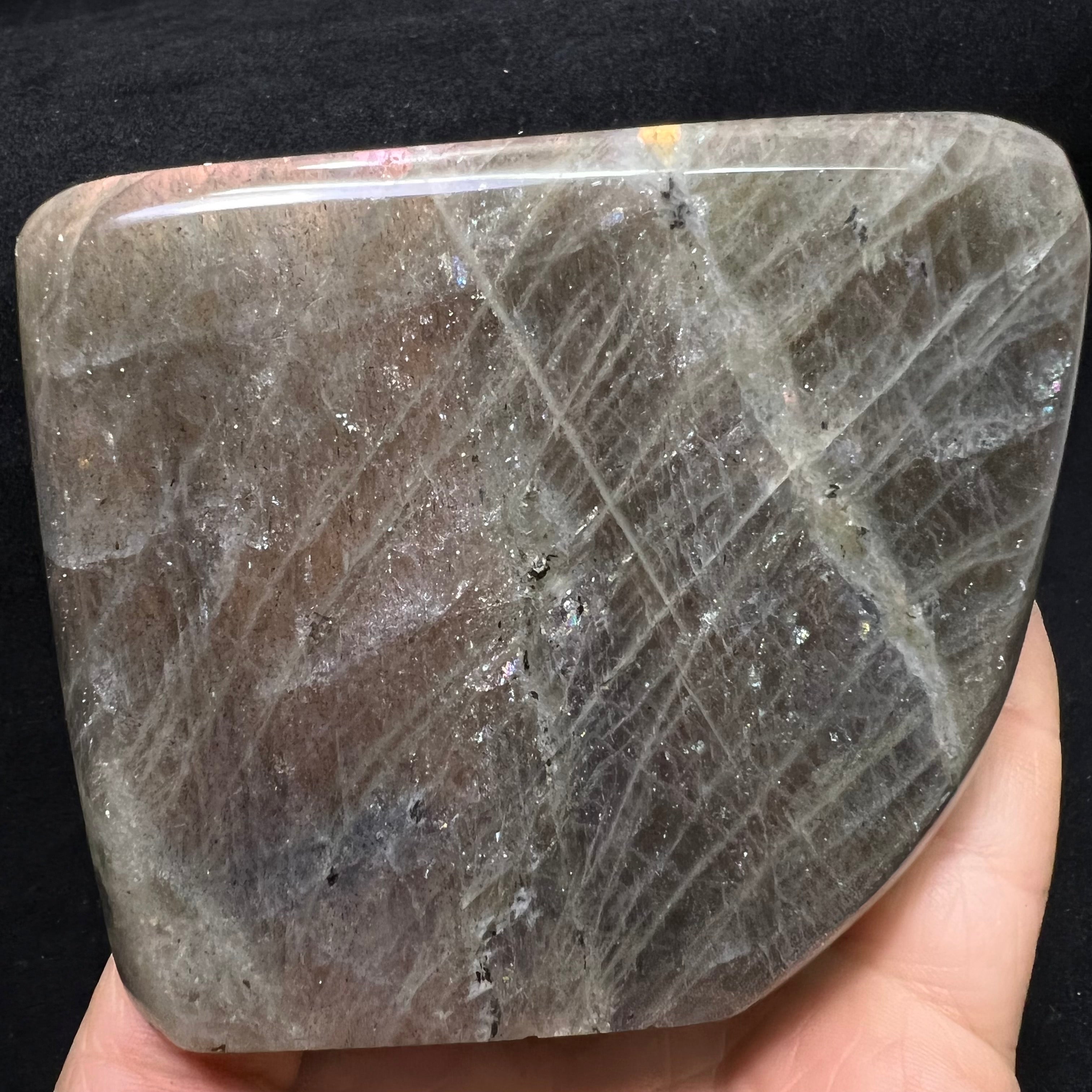 Rare Labradorite - 137