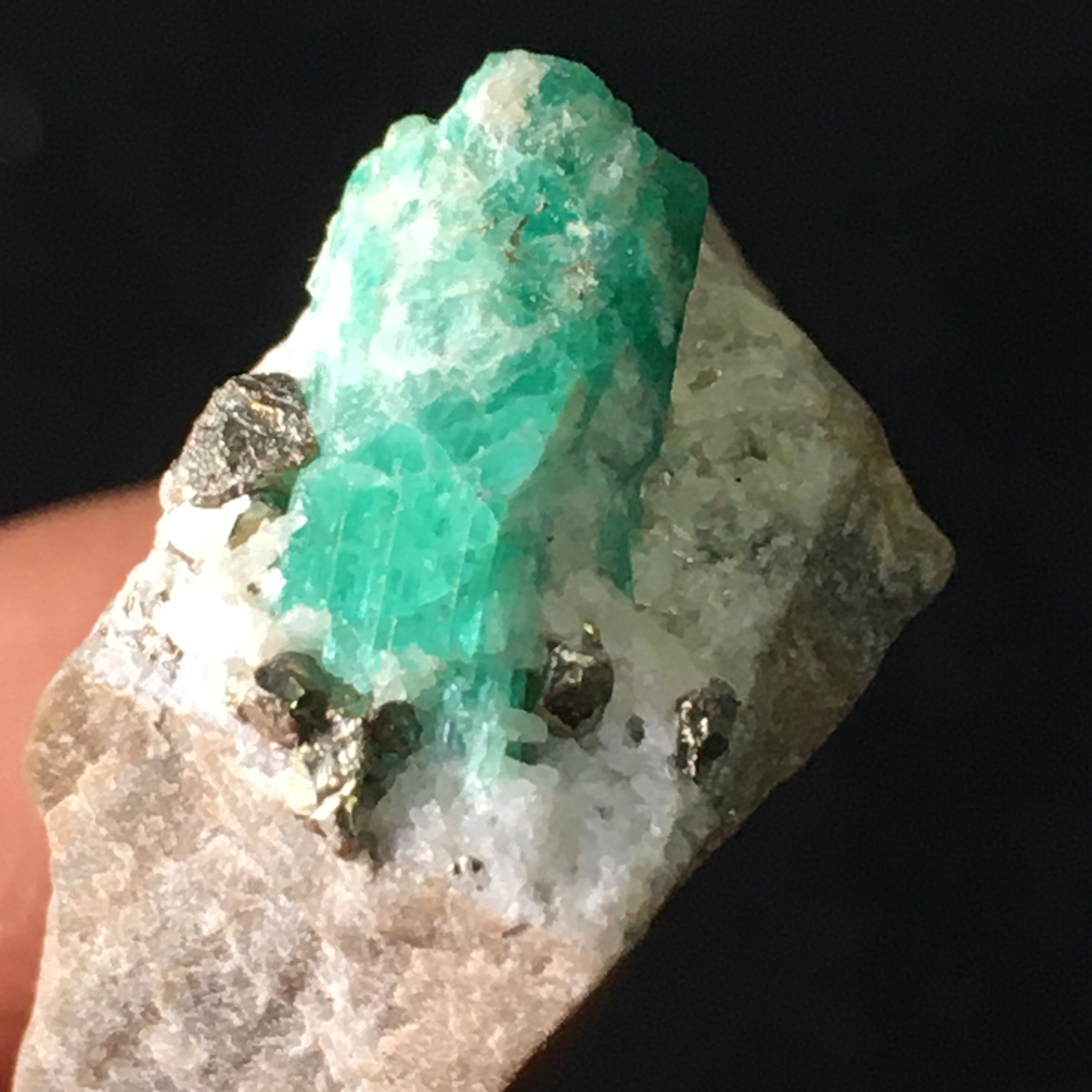 Colombian Real Emerald - 042