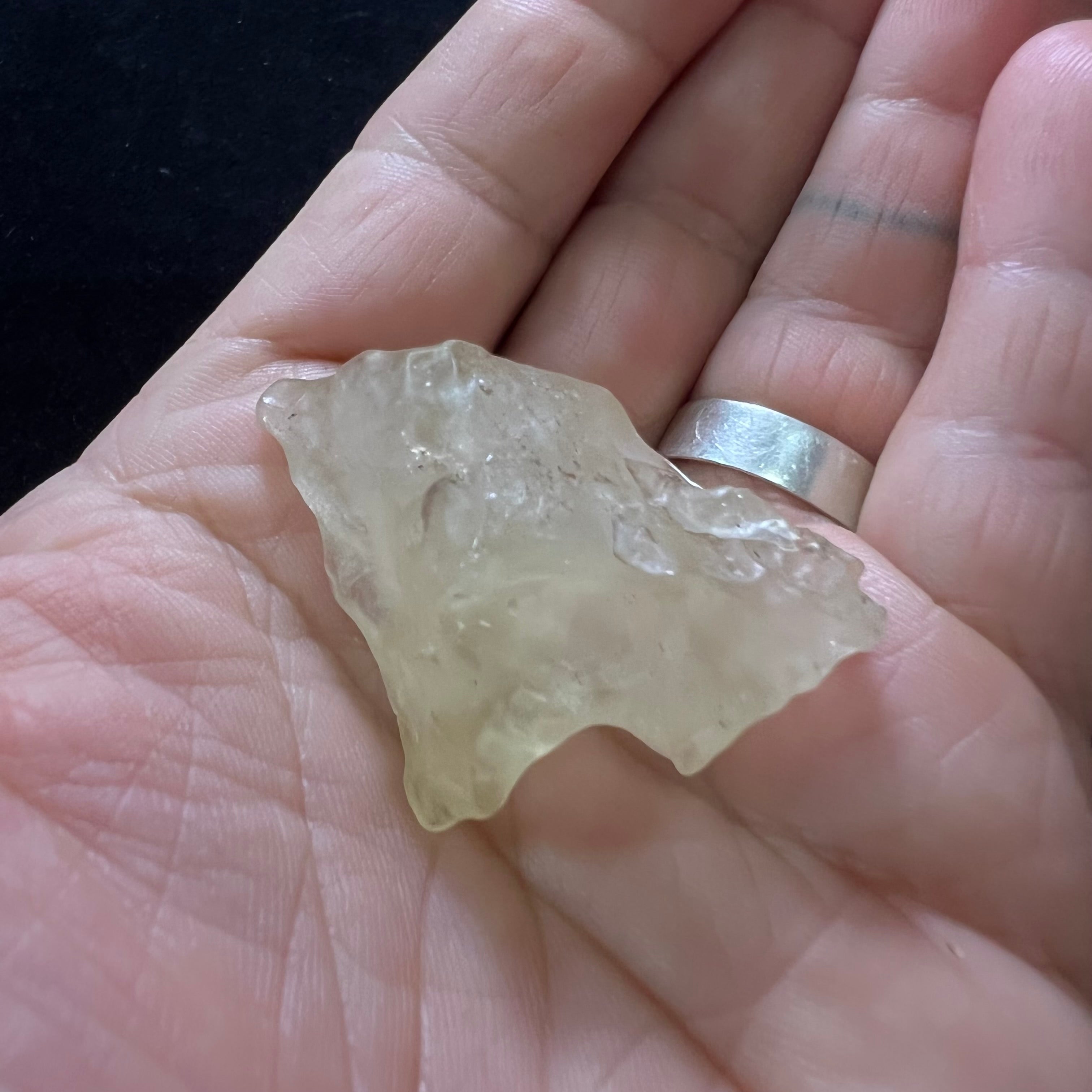 Libyan Desert Glass - 054