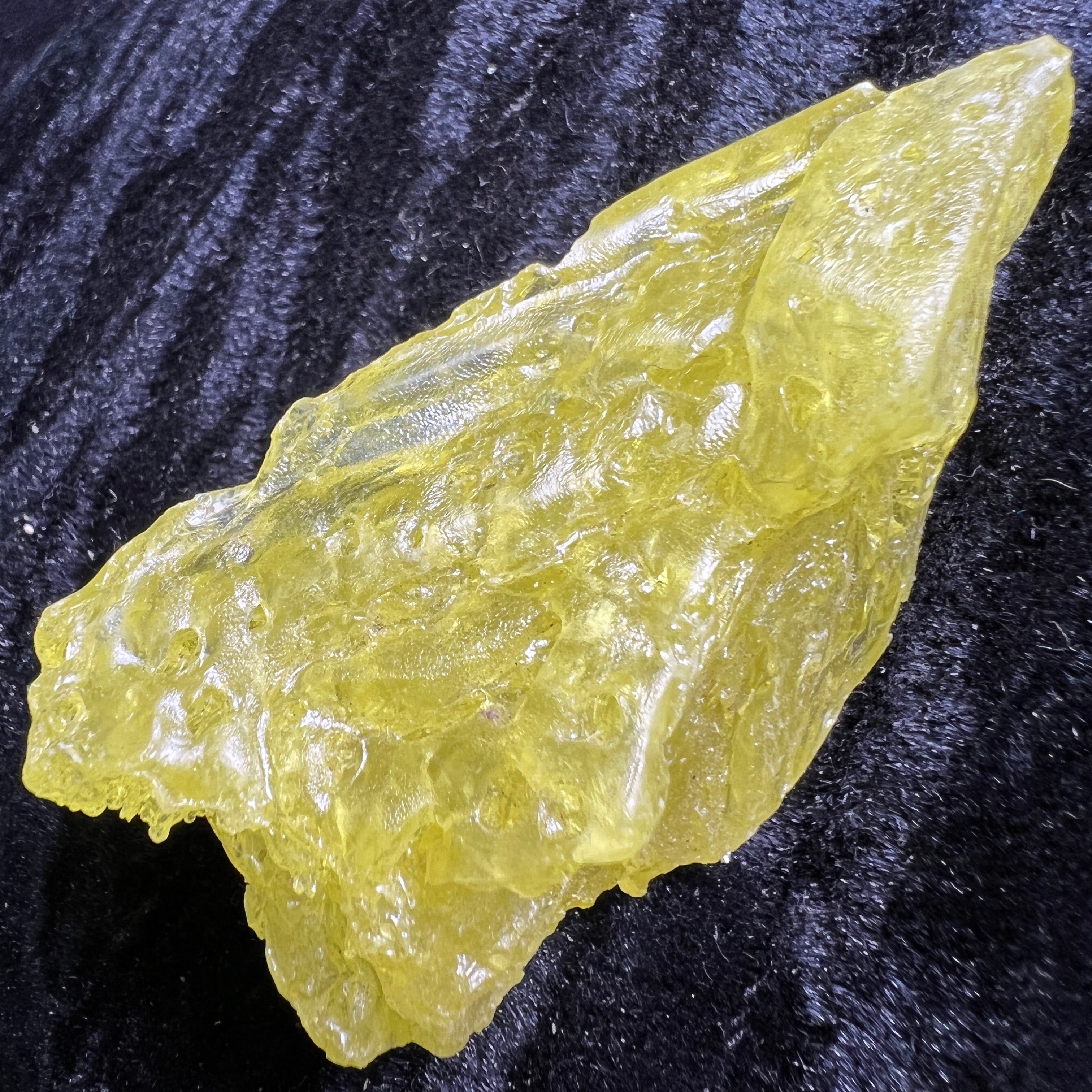 Sulfur Whole Crystal 093