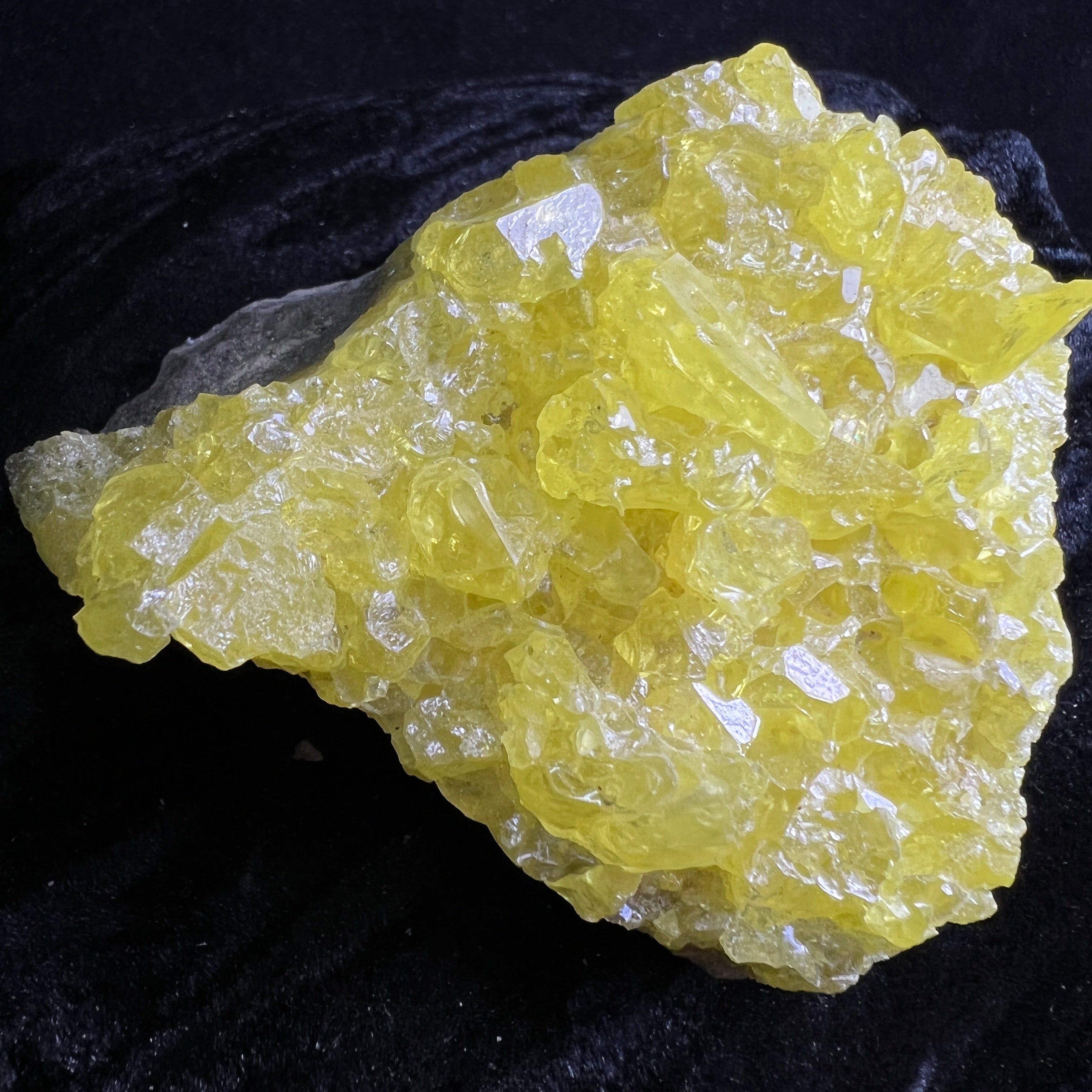 Sulfur Whole Crystal - 135