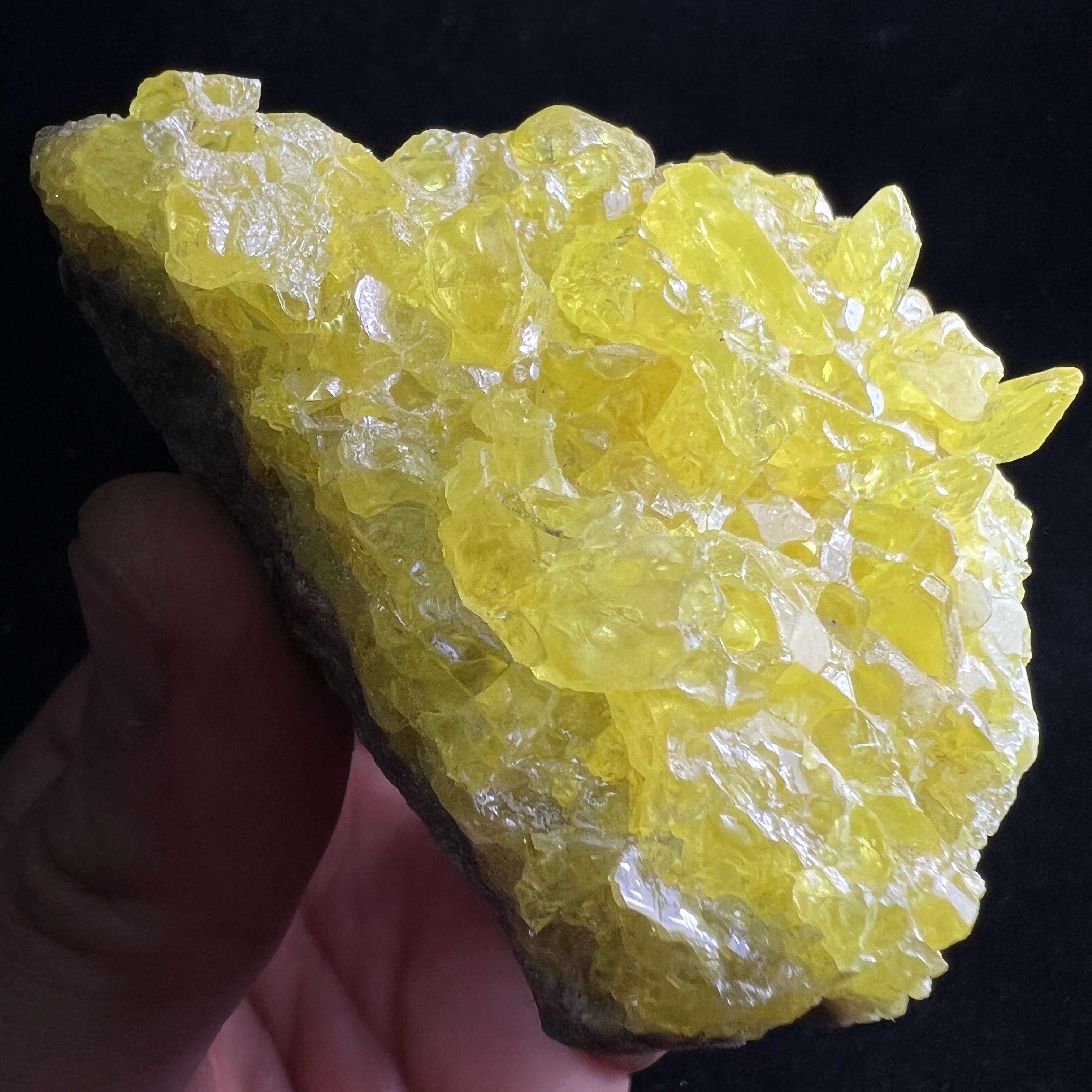 Sulfur Whole Crystal - 135