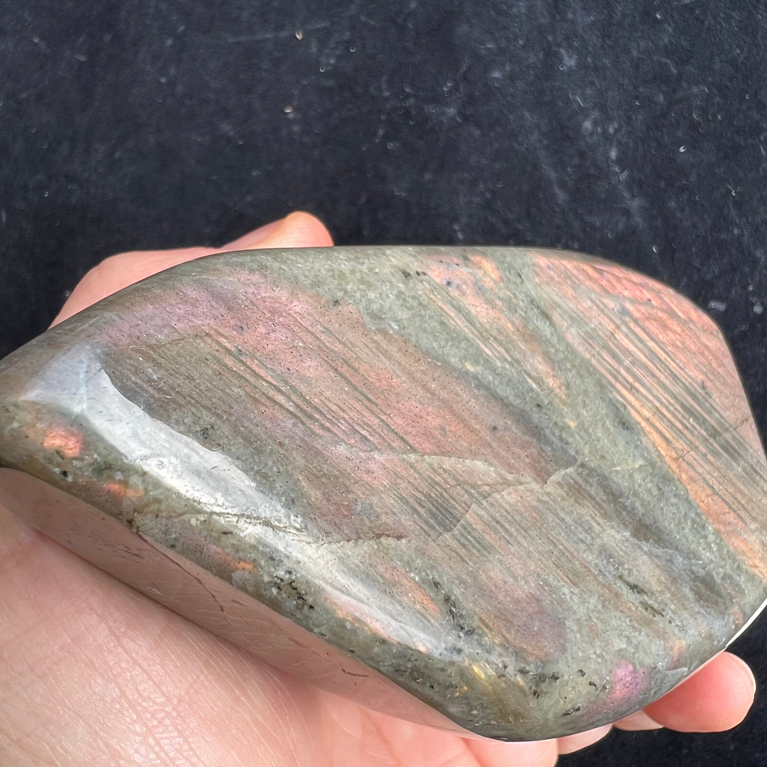 Rare Labradorite - 143