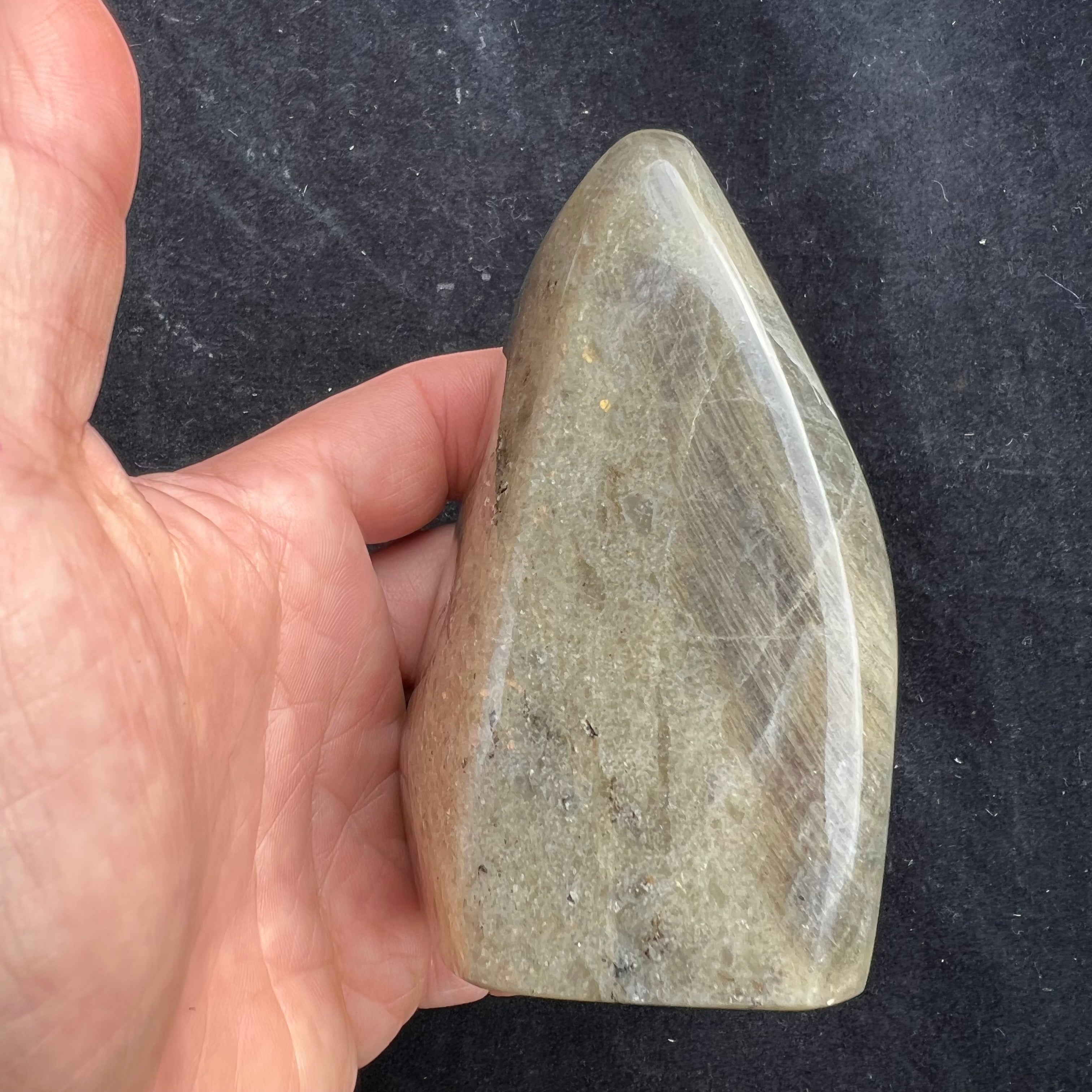 Rare Labradorite - 143
