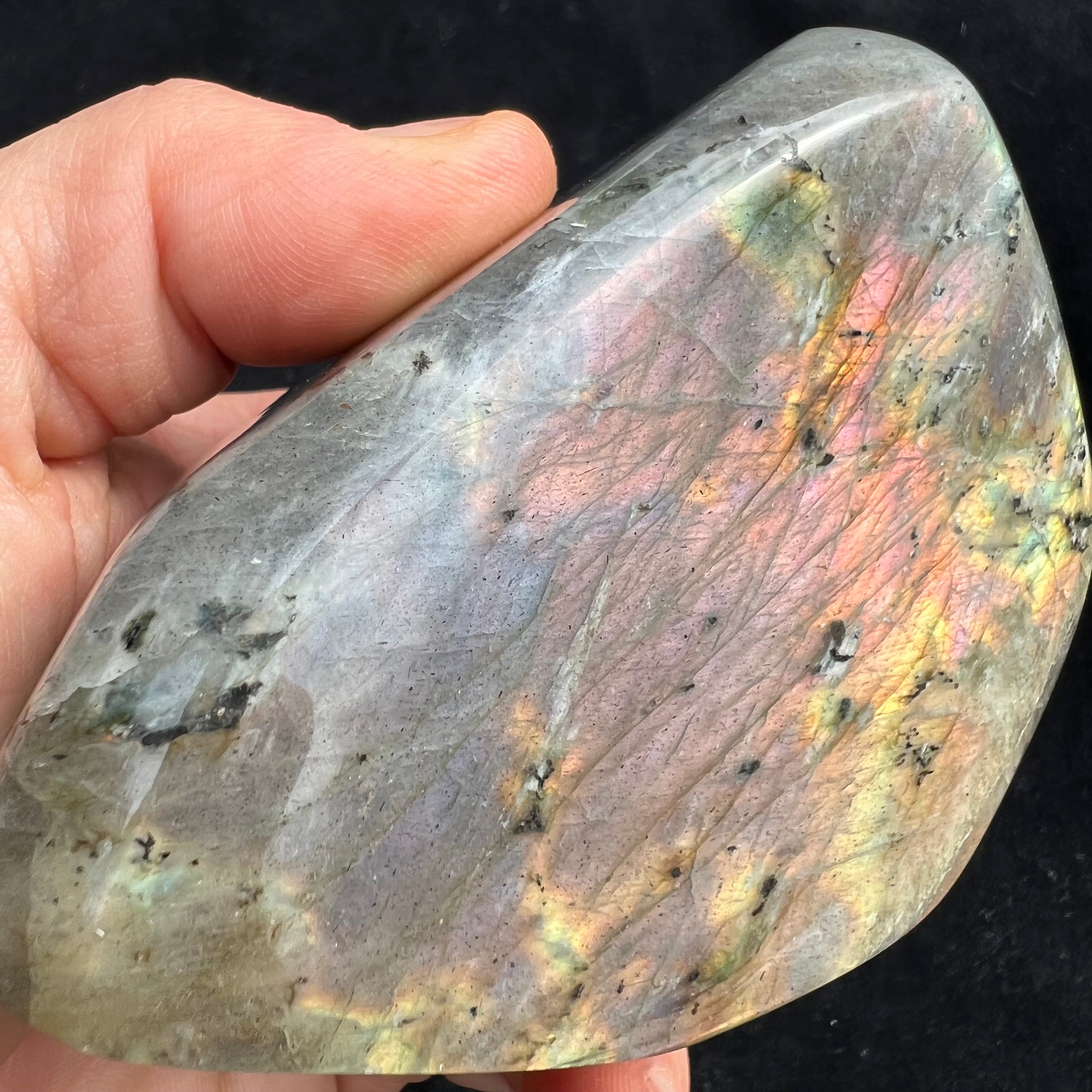 Rare Labradorite - 152