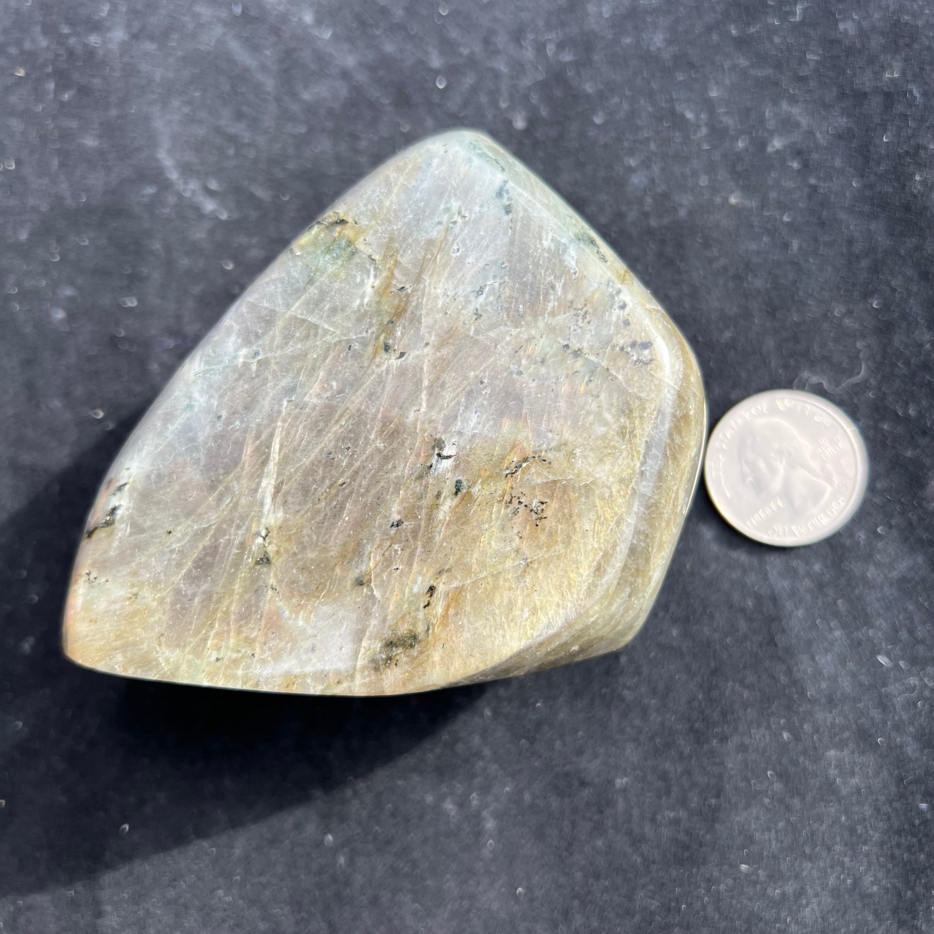 Rare Labradorite - 152