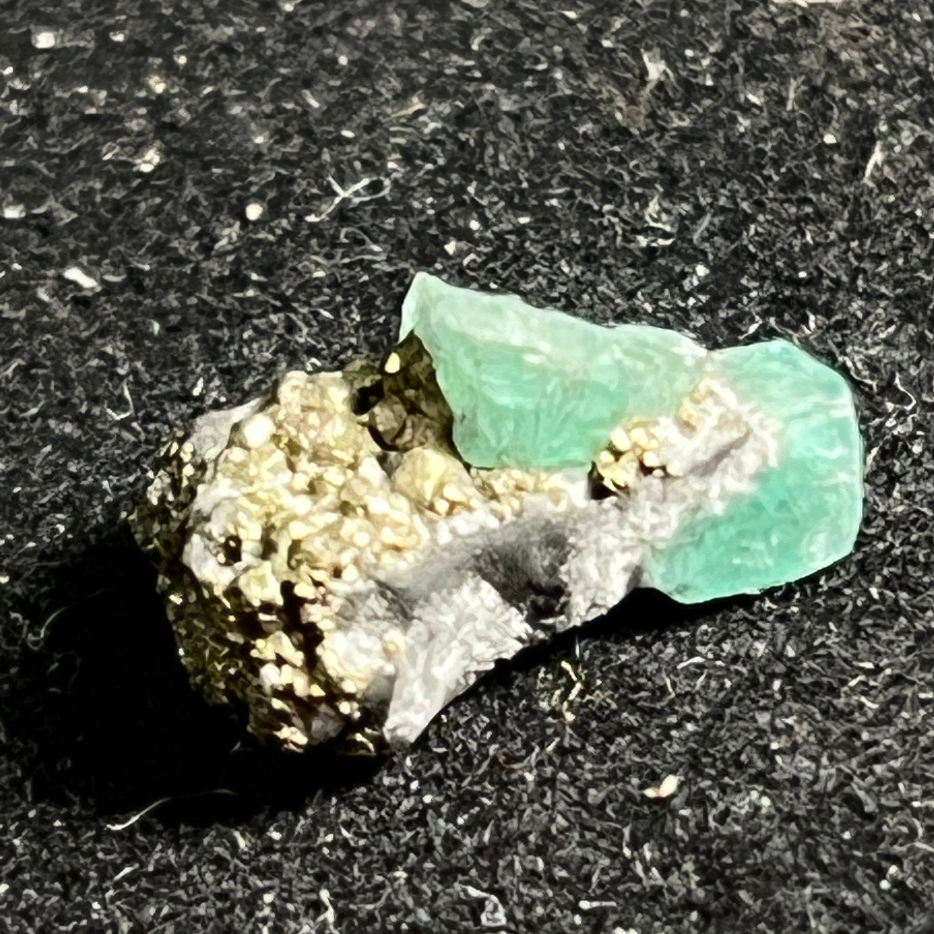 Colombian Real Emerald - 049